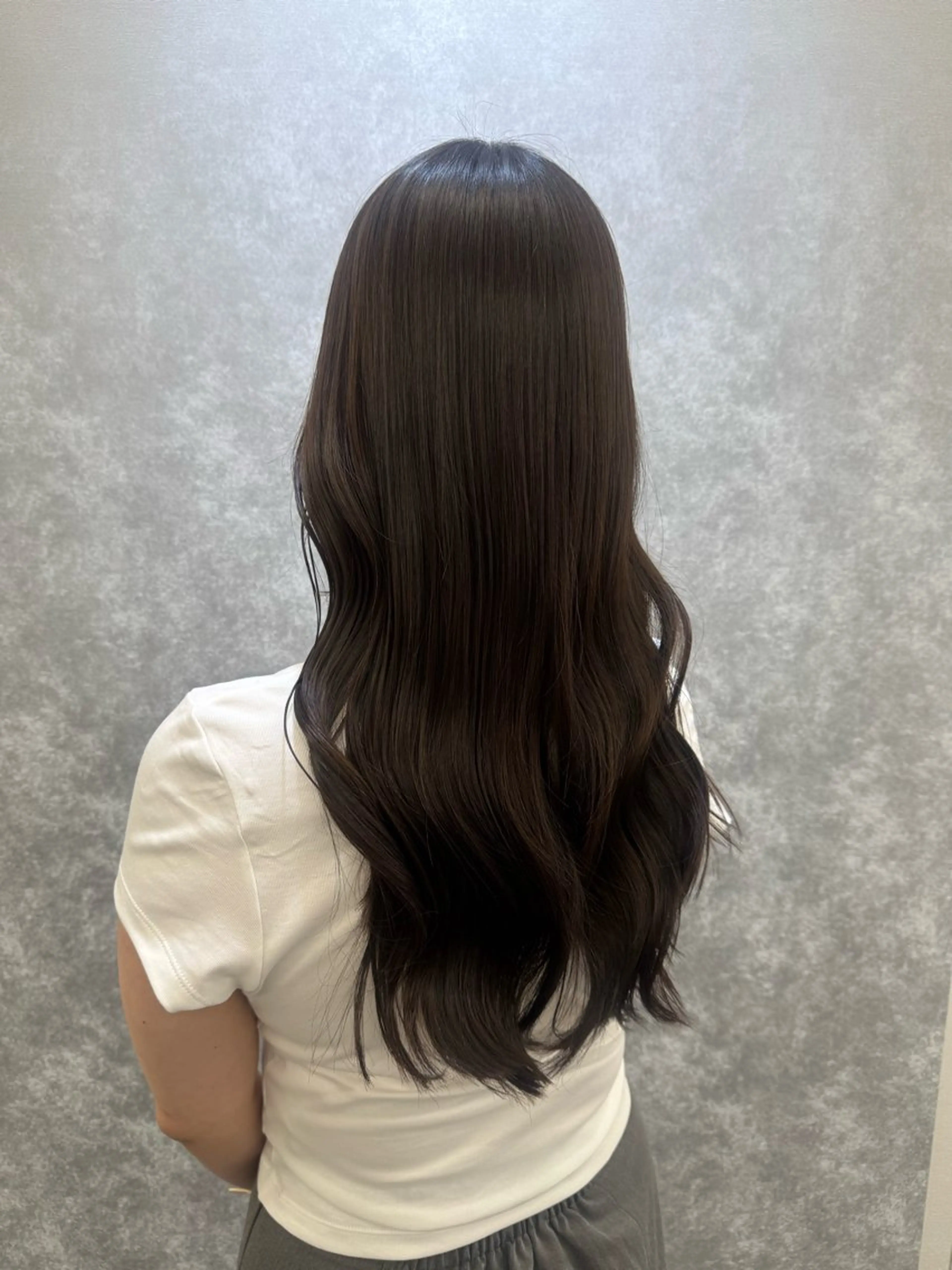 🫒透明感カラー🫒赤み消しオリーブグレージュ＋カットの写真