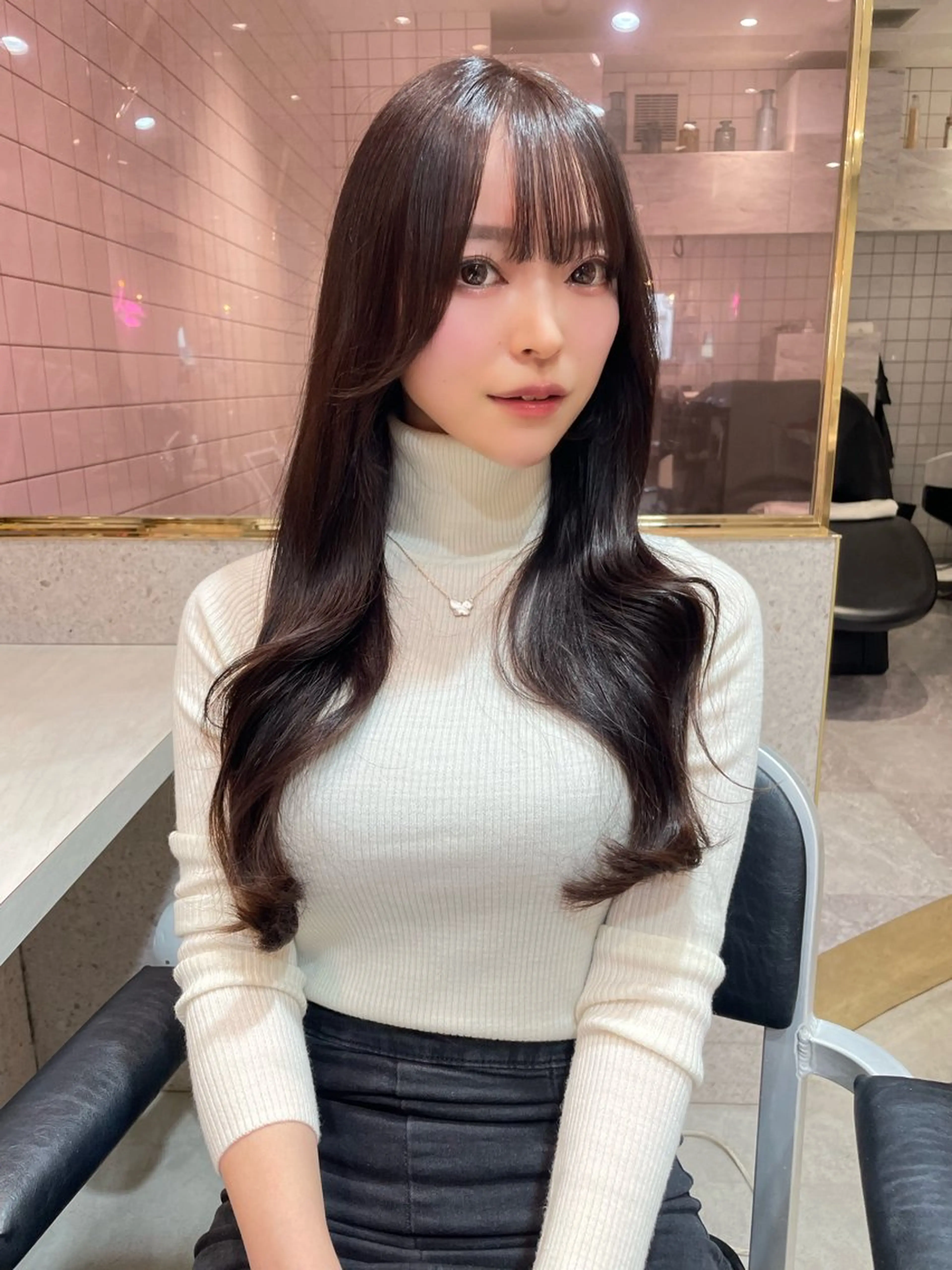 ロング カラー ベージュカラー ブリーチ ケアブリーチ 透明感カラー グレージュ 韓国ヘア🤍顔周り/ 髪質改善✨/林遼一郎のヘアスタイル