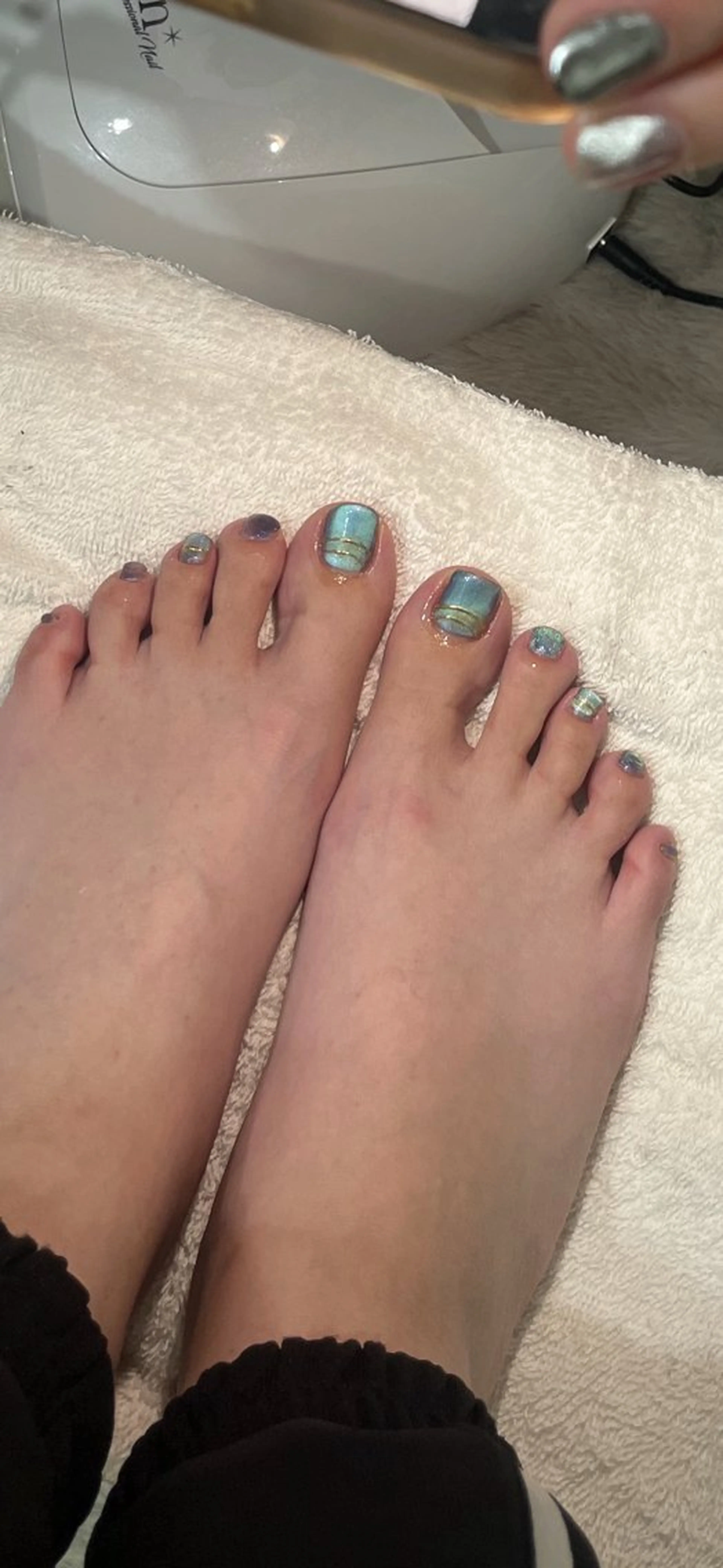 ネイル フットネイル マグネットネイル 中西 美羽のネイルデザイン