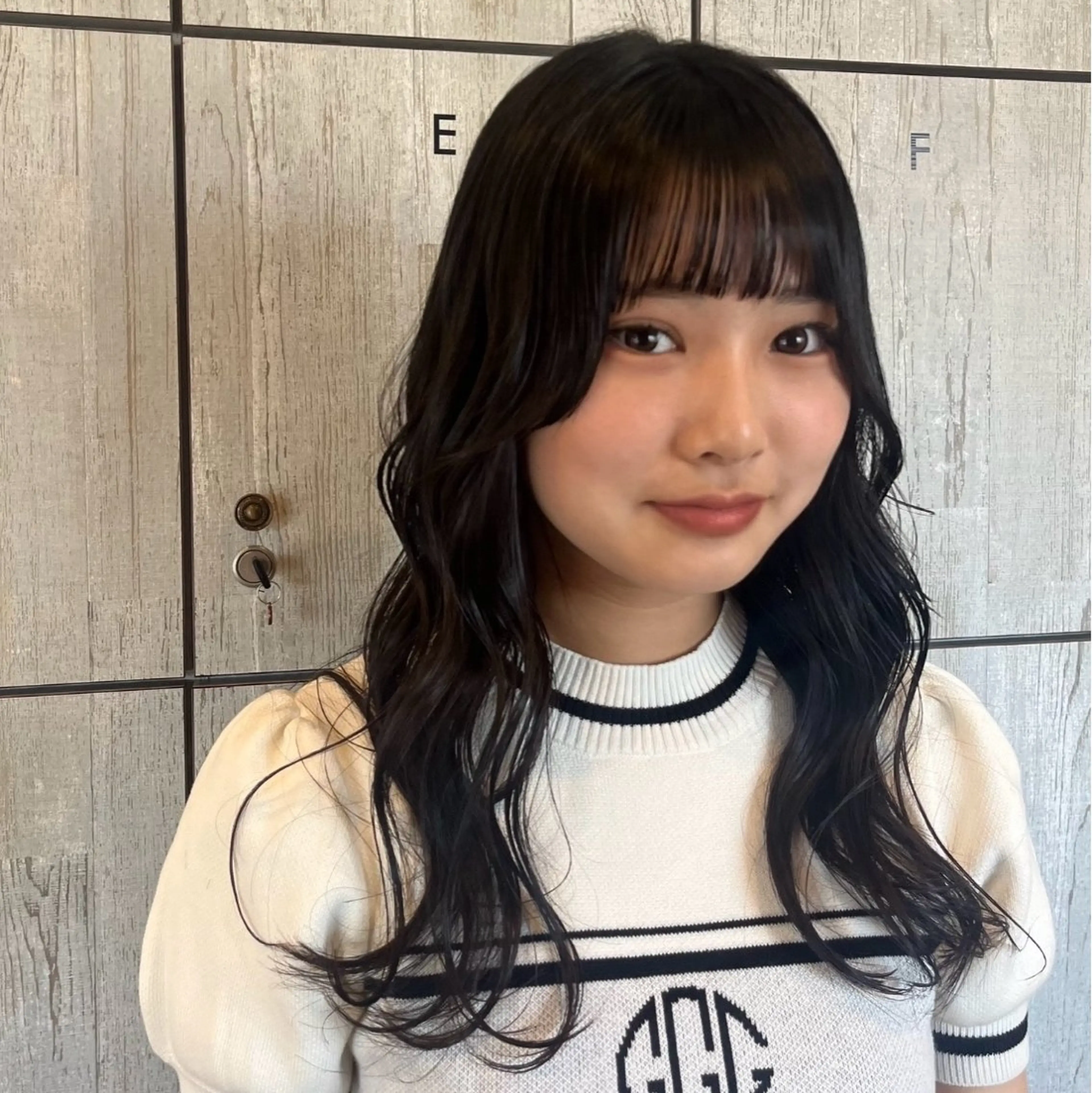 ロング カラー ケアカラー 髪質改善 レイヤーカット ロング トリートメント 透明感カラー/ くびれヘア/ユウユのヘアスタイル