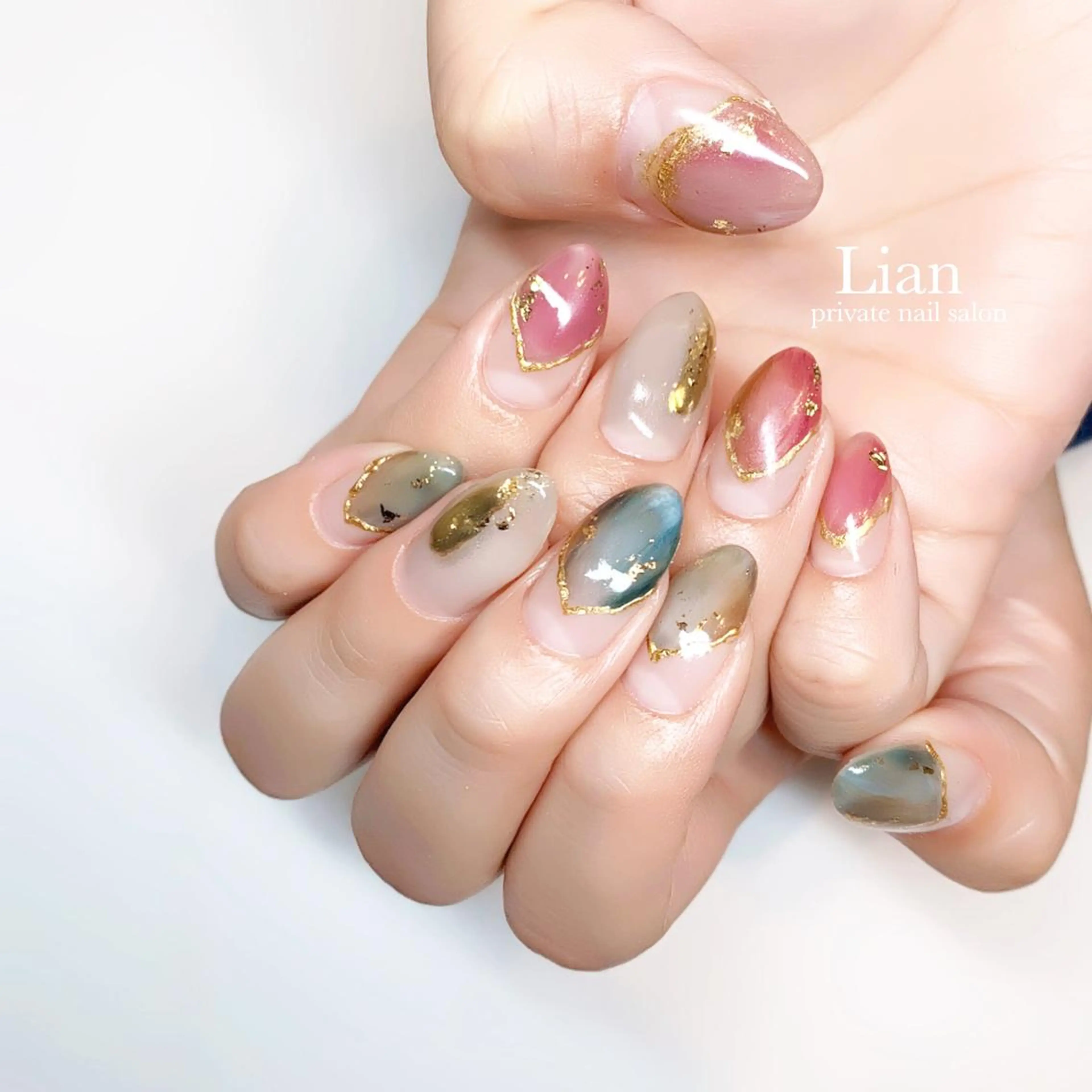 ネイル グリーン ニュアンスネイル ピンク nailsalon Lenoaのネイルデザイン