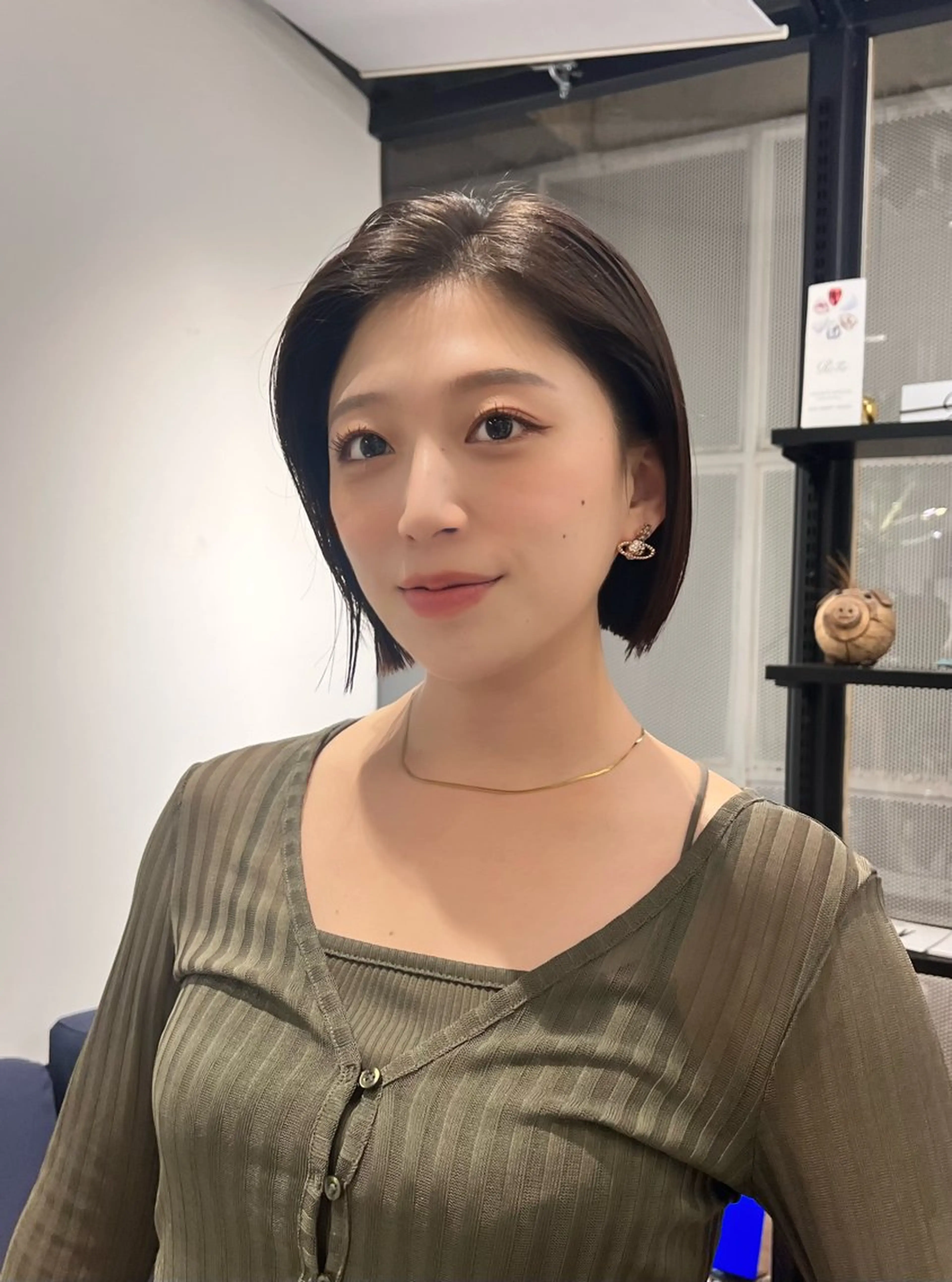 ミディアム 渋谷🌈透明感カラー レイヤー/mikuのヘアスタイル