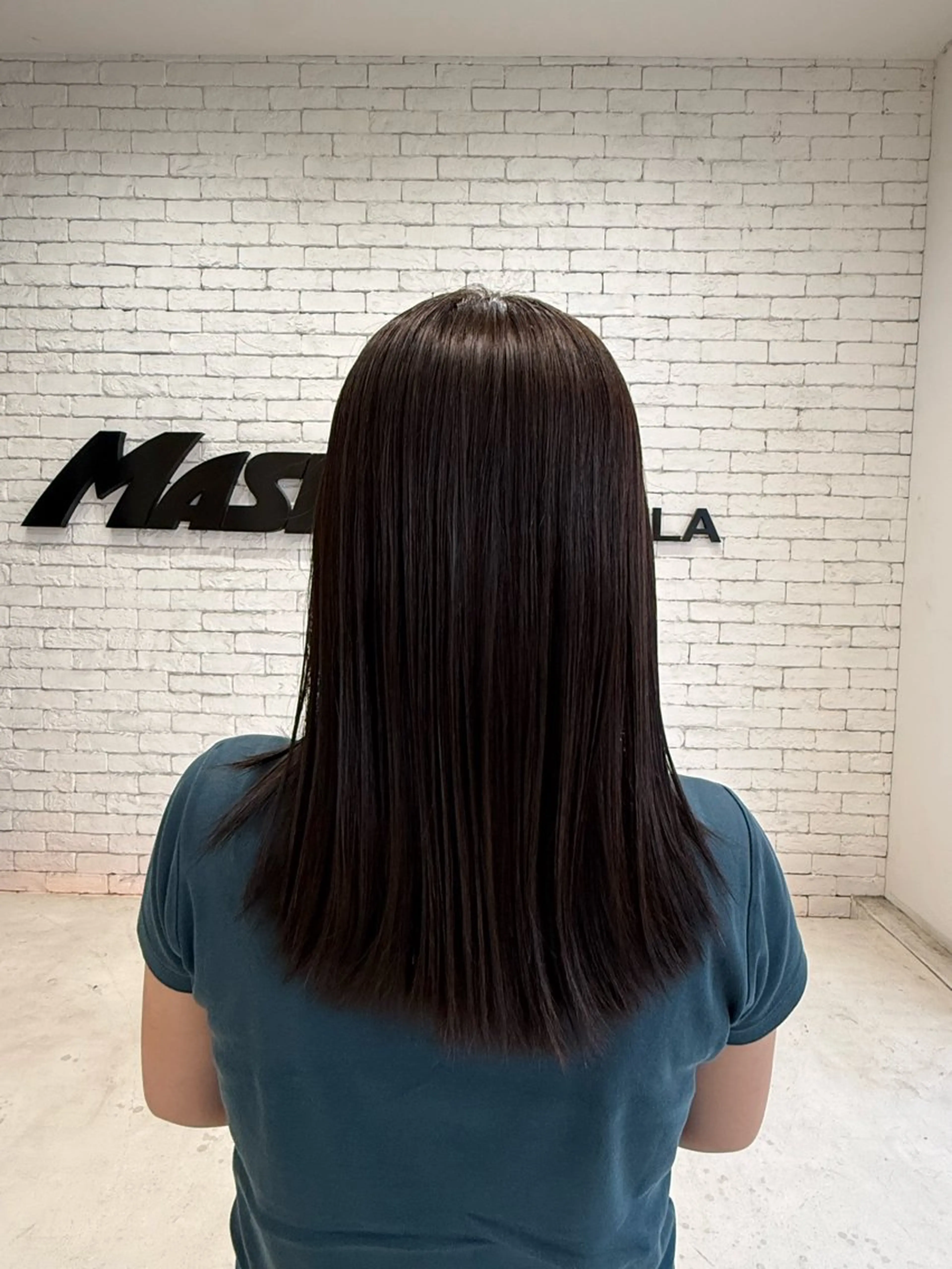 セミロング カラー ヘアカラー いしはま ななかのヘアスタイル