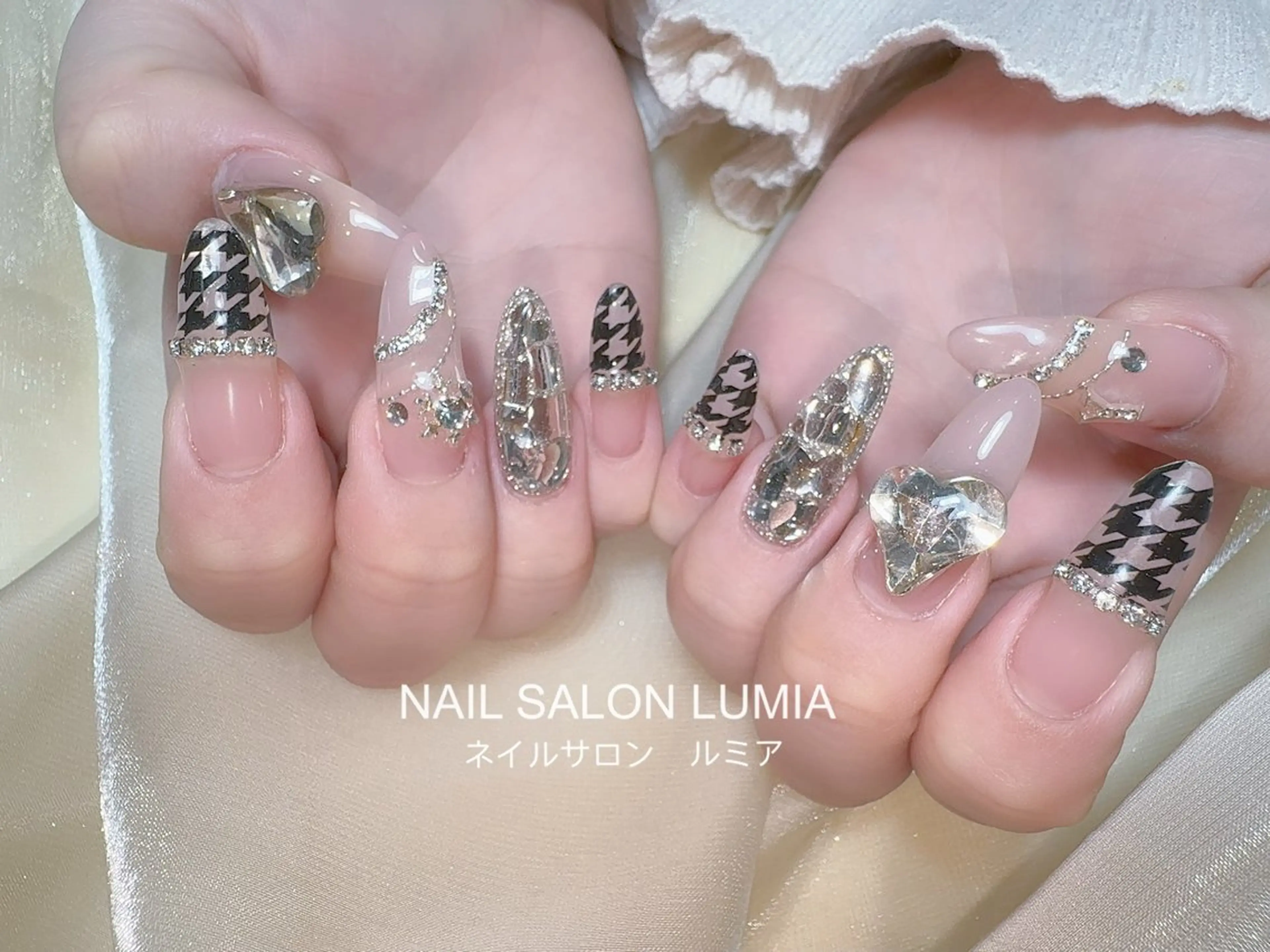 ネイル ハンドネイル ネイルサロン ルミア Lumia 店長のネイルデザイン