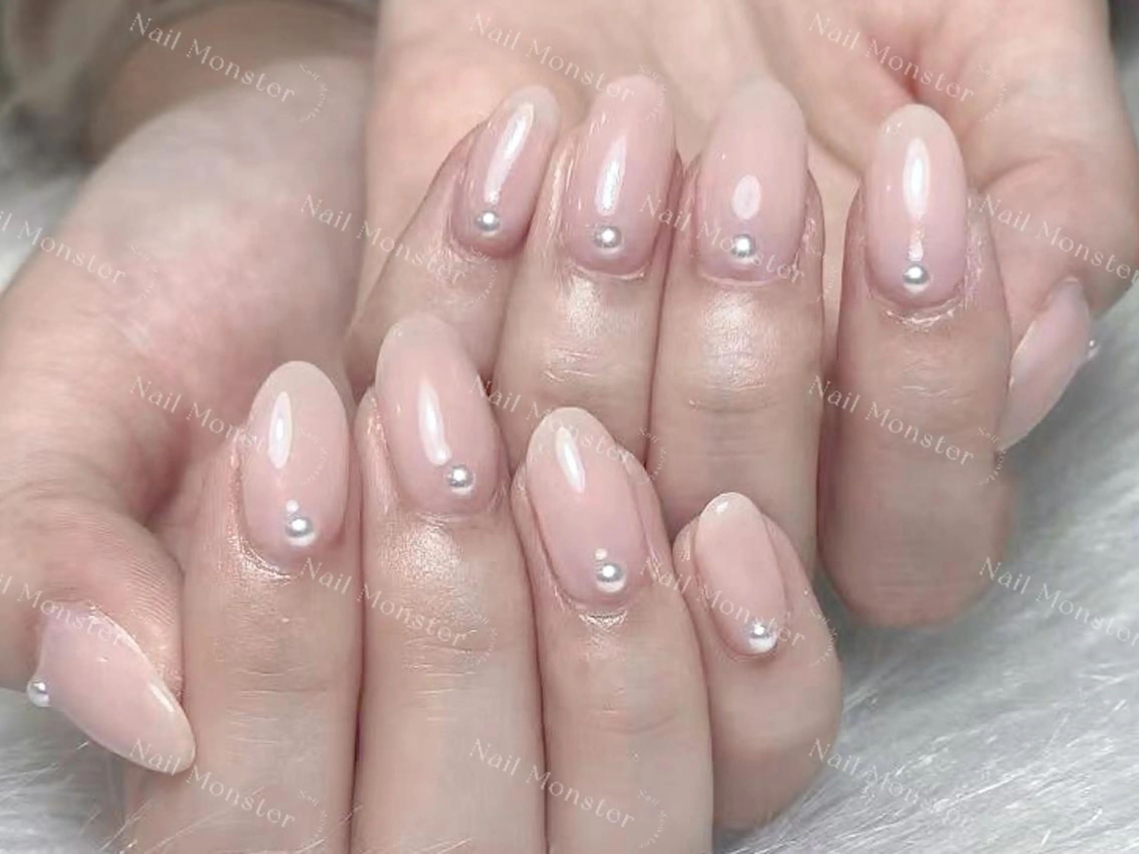 ネイル アートネイル オーロラネイル ガーリー キラキラネイル 韓国ネイル Nail Monsterのネイルデザイン