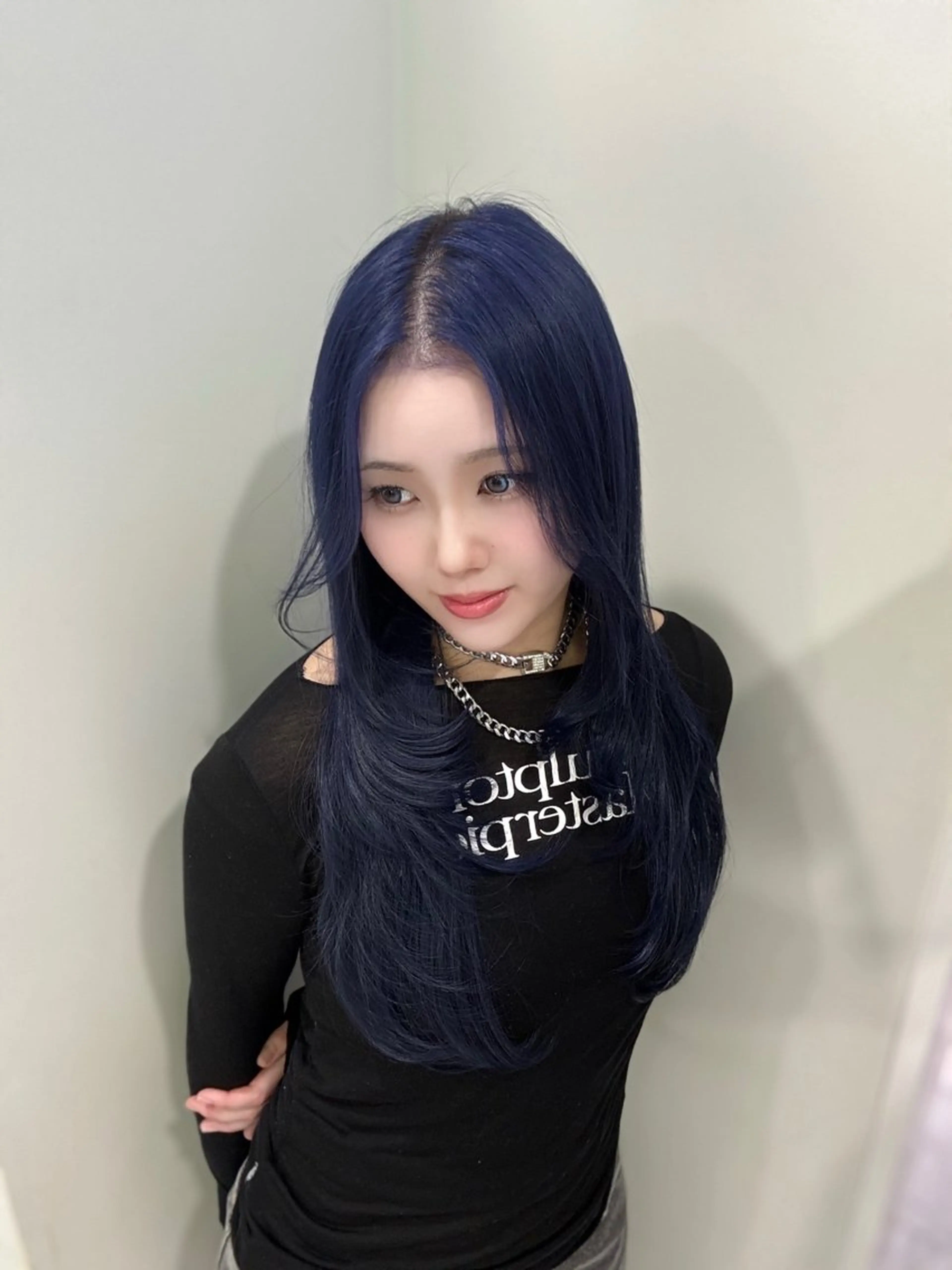 ロング カラー ヘアアレンジ カット ヘアカラー トリートメント ヘッドスパ ヘアセット 韓国レイヤーカット /韓国トレンドカラーのヘアスタイル