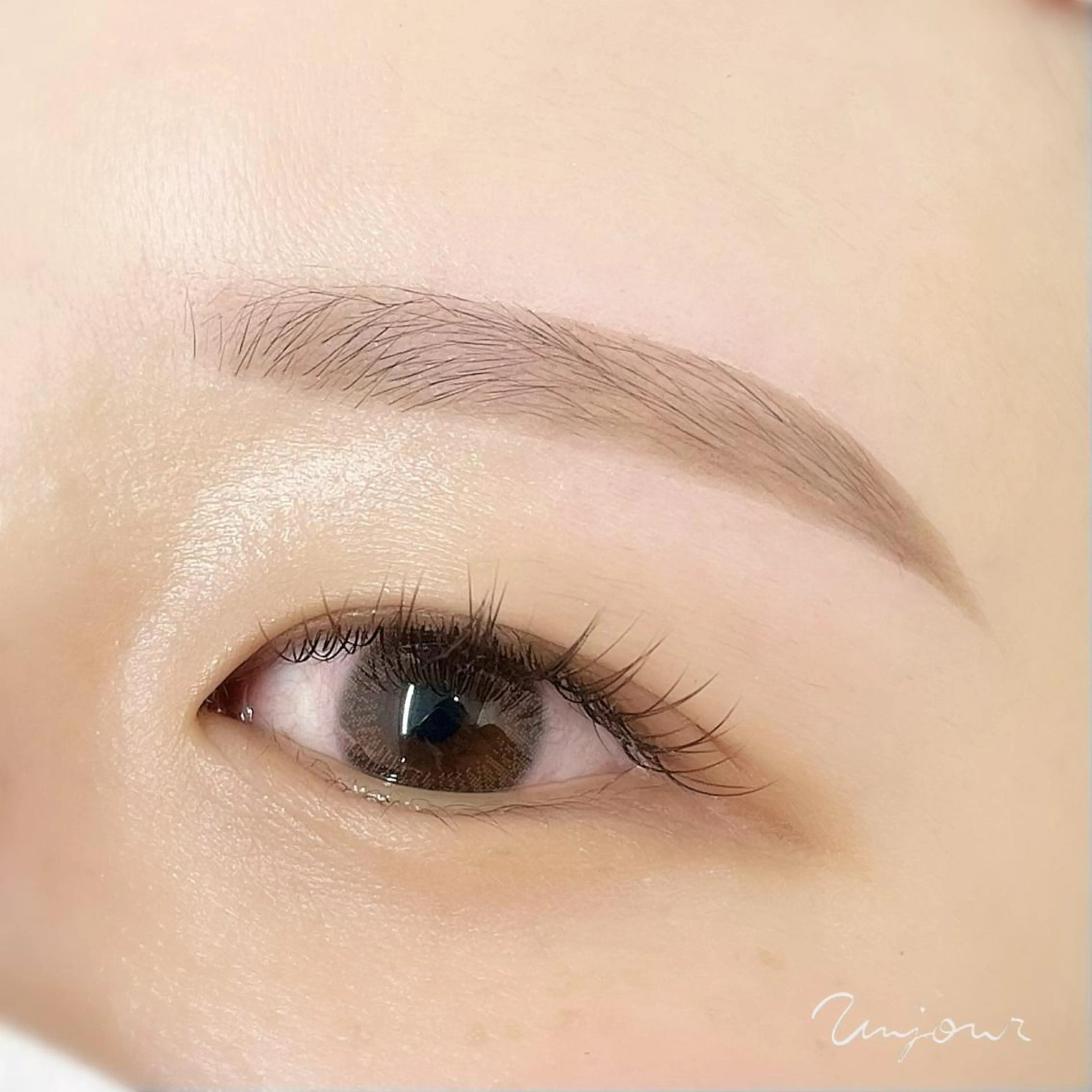 アイブロウ unjour所属・Yuri .Kのマツエク・マツパデザイン