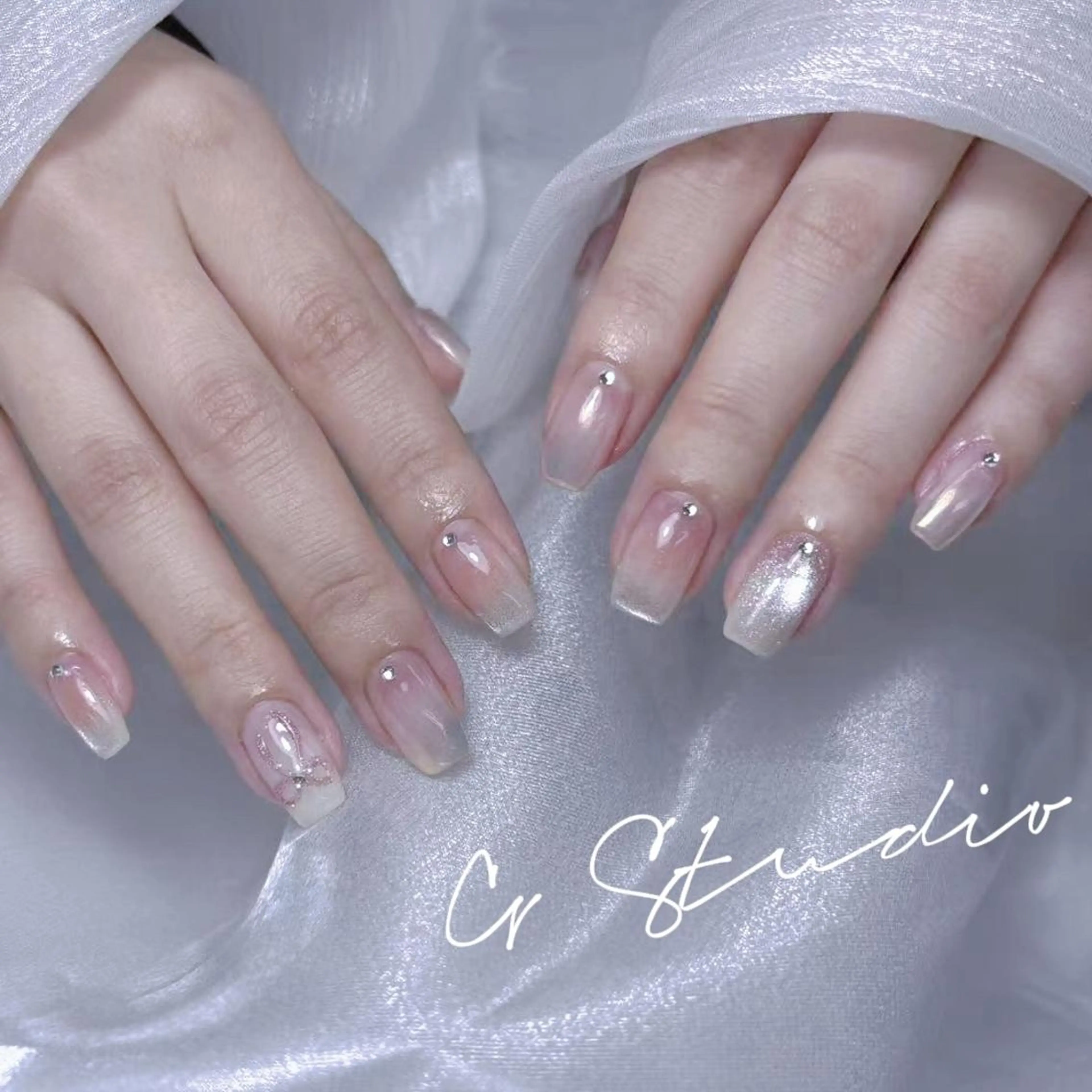 ネイル ハンドネイル ハンドケア レ イのネイルデザイン