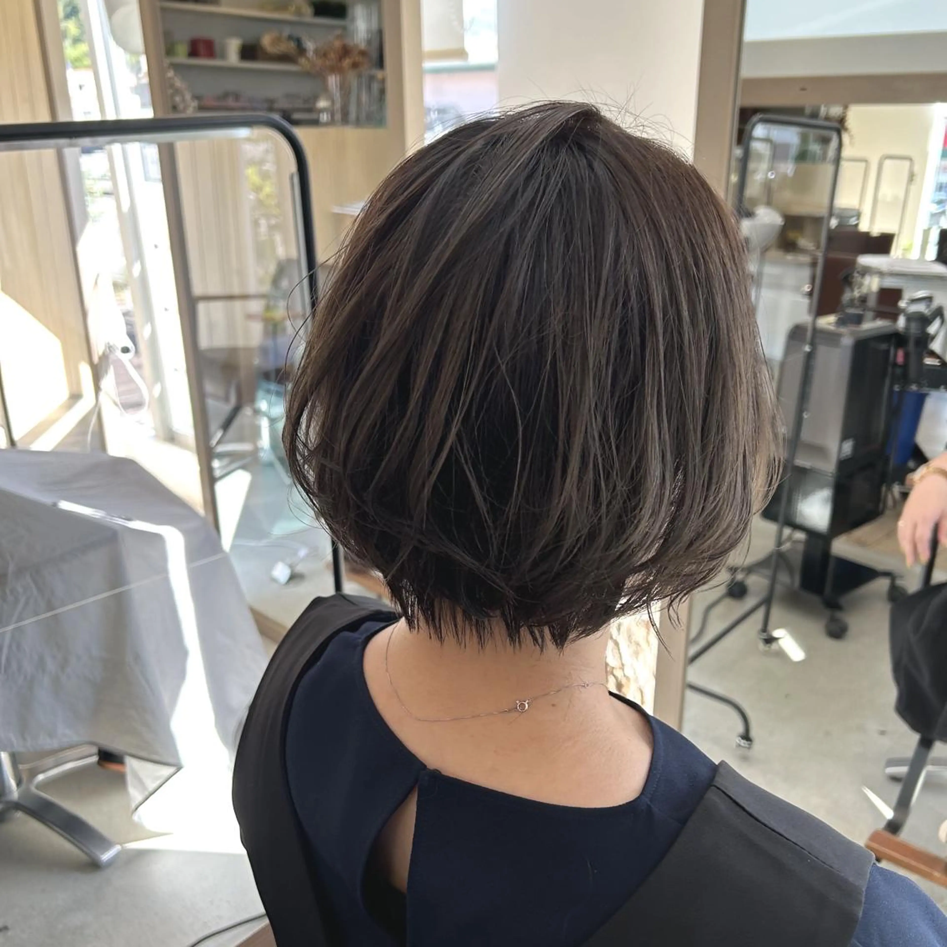 ショート カット ヘアカラー kachina所属・綿貫 美雪のヘアスタイル