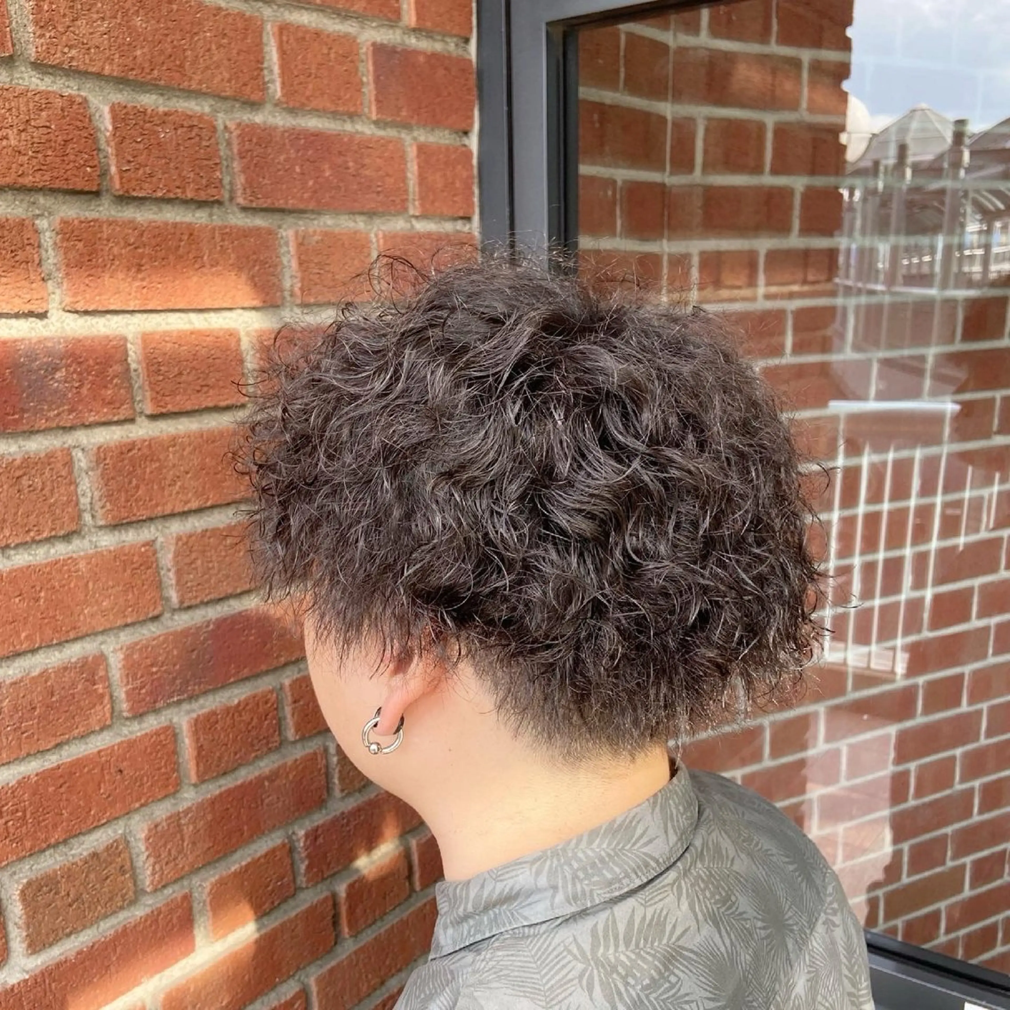 カラー パーマ eat所属・市妙 瑠基のヘアスタイル