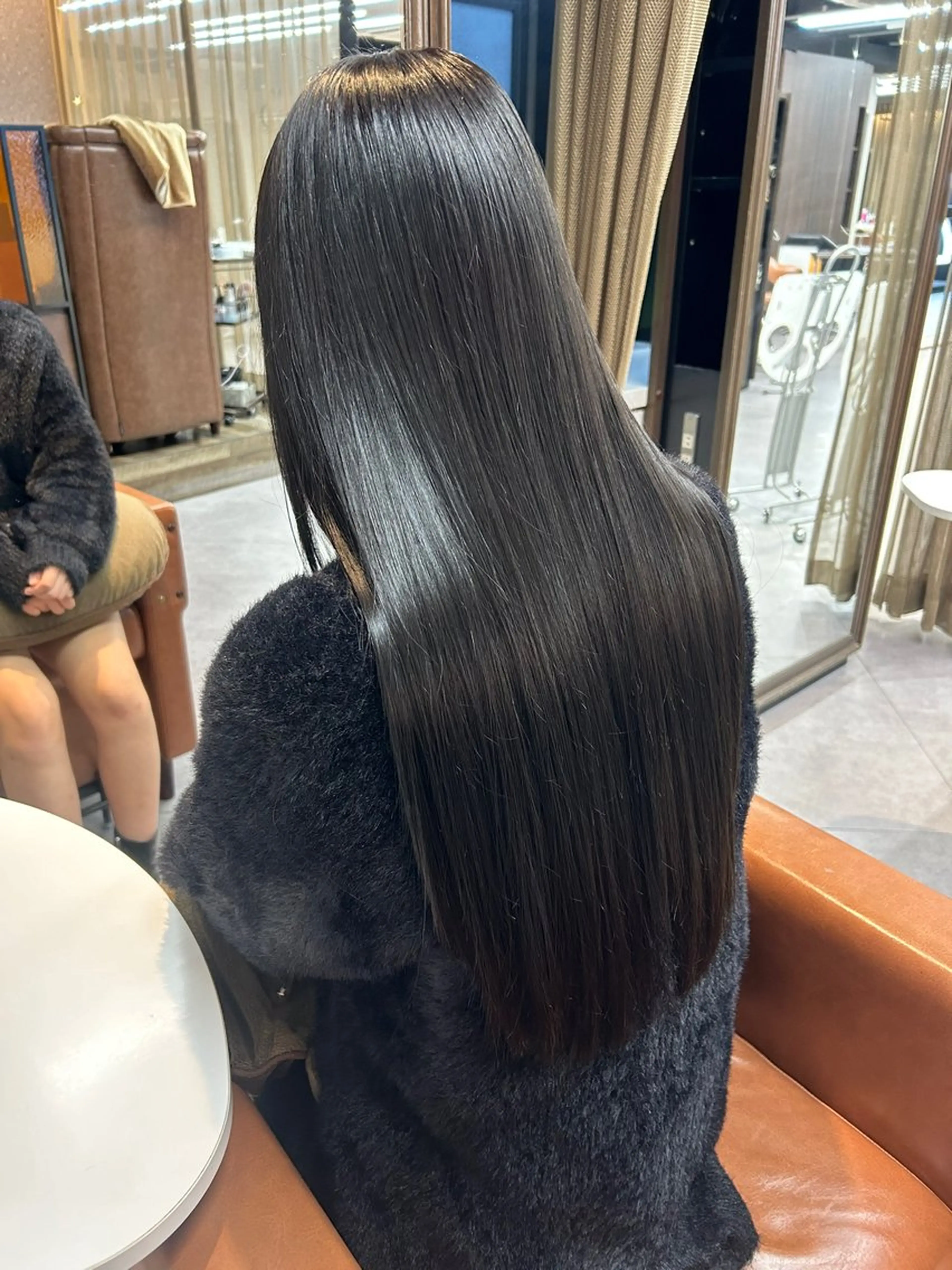 ロング カット ヘアカラー トリートメント ✨10000円以内で 叶う艶髪✨のヘアスタイル