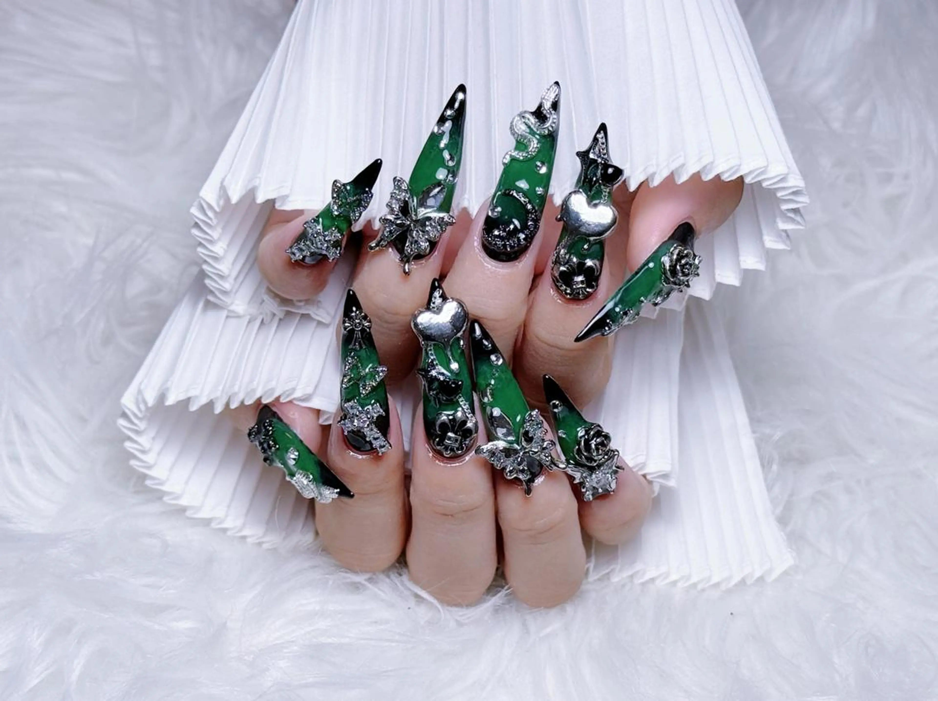 ネイル ハンドネイル 🩵Yun nail Salon 🩵のネイルデザイン