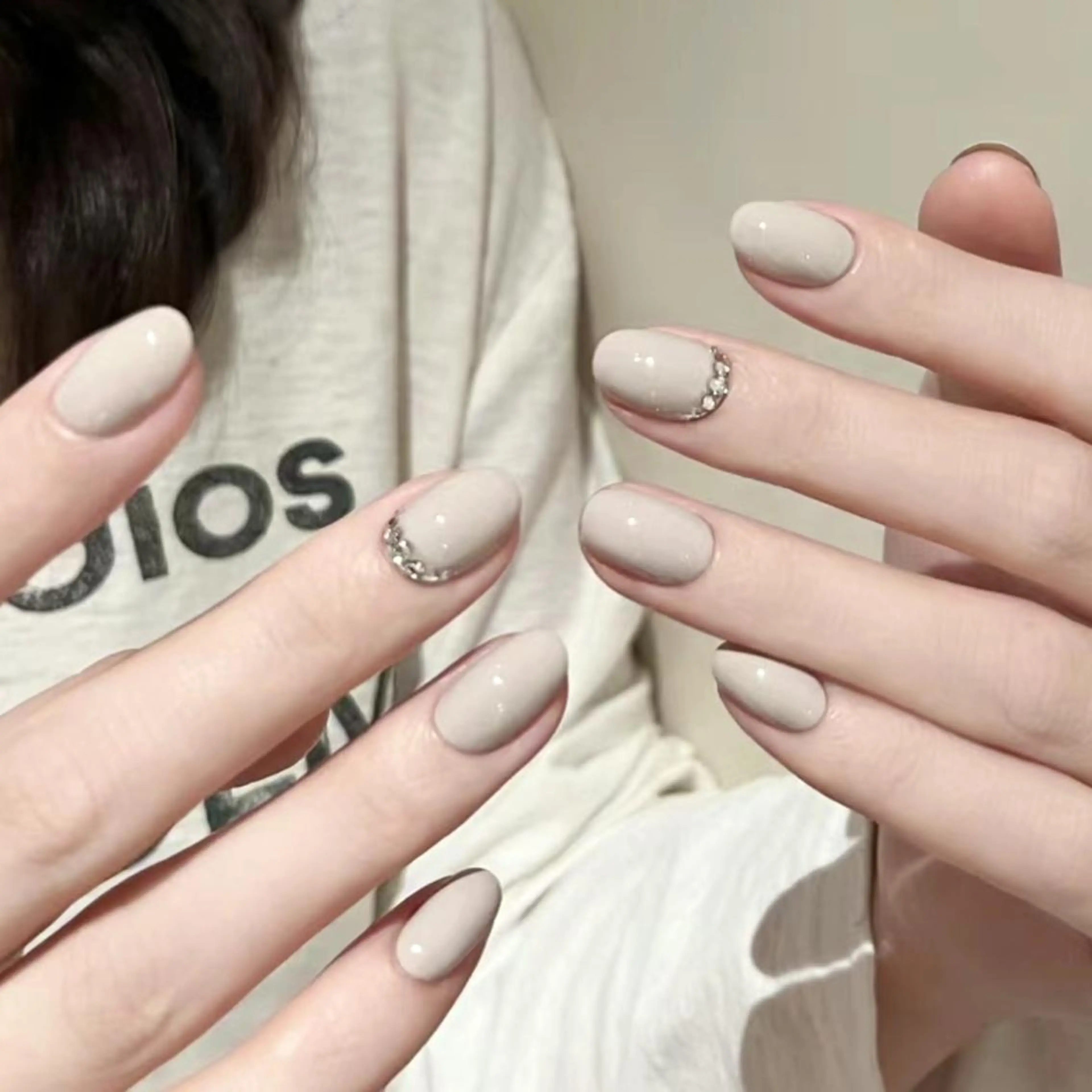 ネイル RAFFINE 月🦋🩵のネイルデザイン