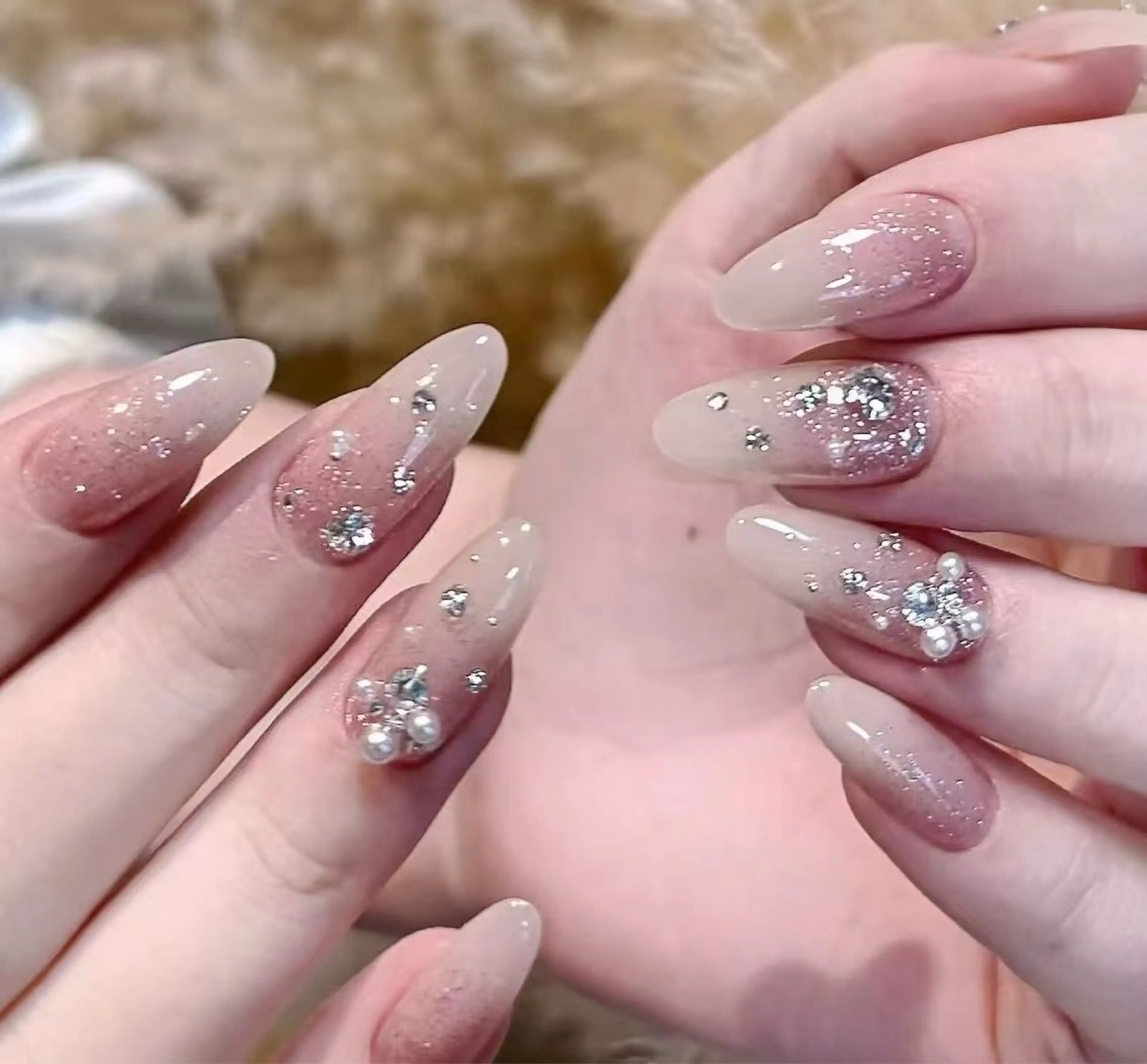 ネイル オーロラネイル フラワーネイル フットネイル フレンチネイル ジェルネイル ハンドネイル BabyYouMi nailのネイルデザイン