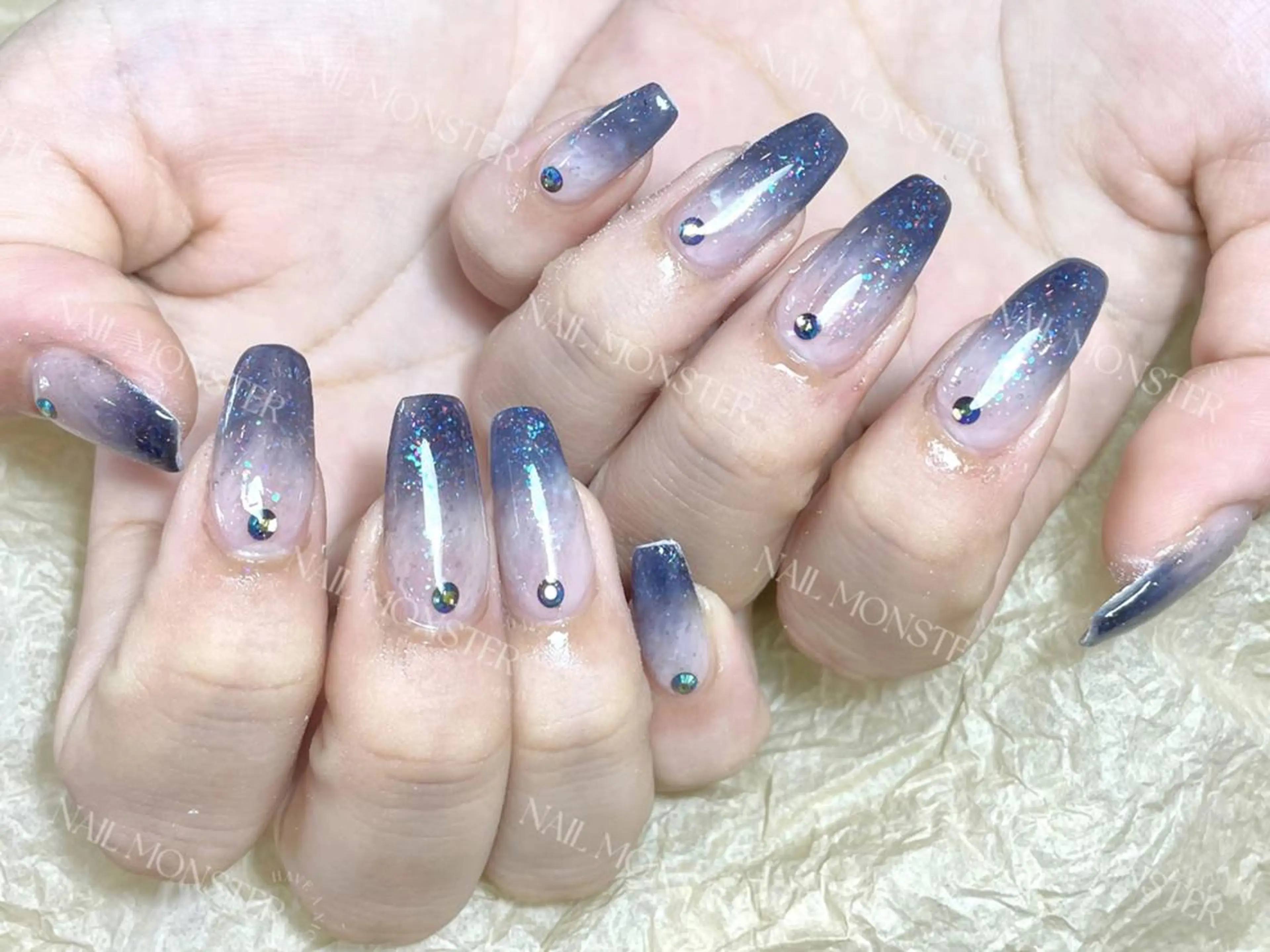 ネイル グラデーション ラメ(グリッター) ラメグラデーション スカルプネイル Nail Monsterのネイルデザイン