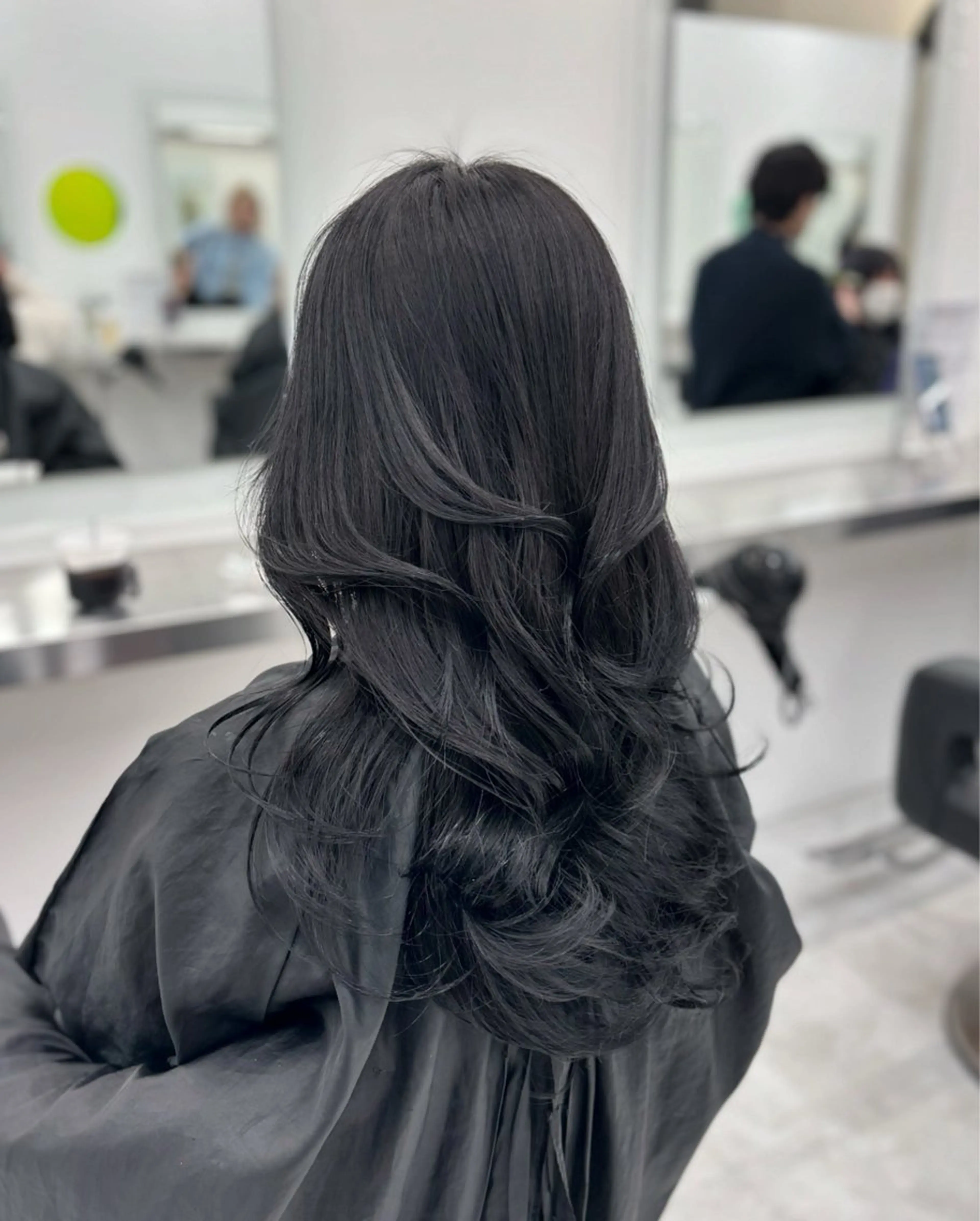 カラー カット ヘアカラー 韓国風暗髪ヘア🤍 🫧MIREIのヘアスタイル