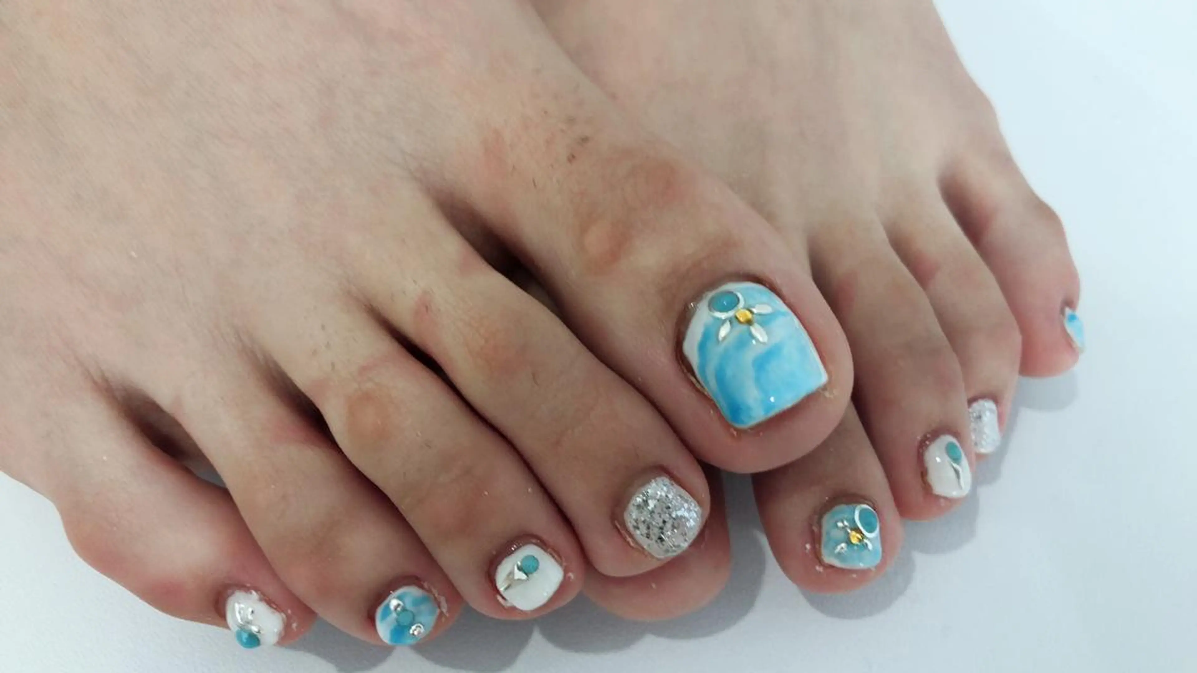 ネイル J. NAILのネイルデザイン