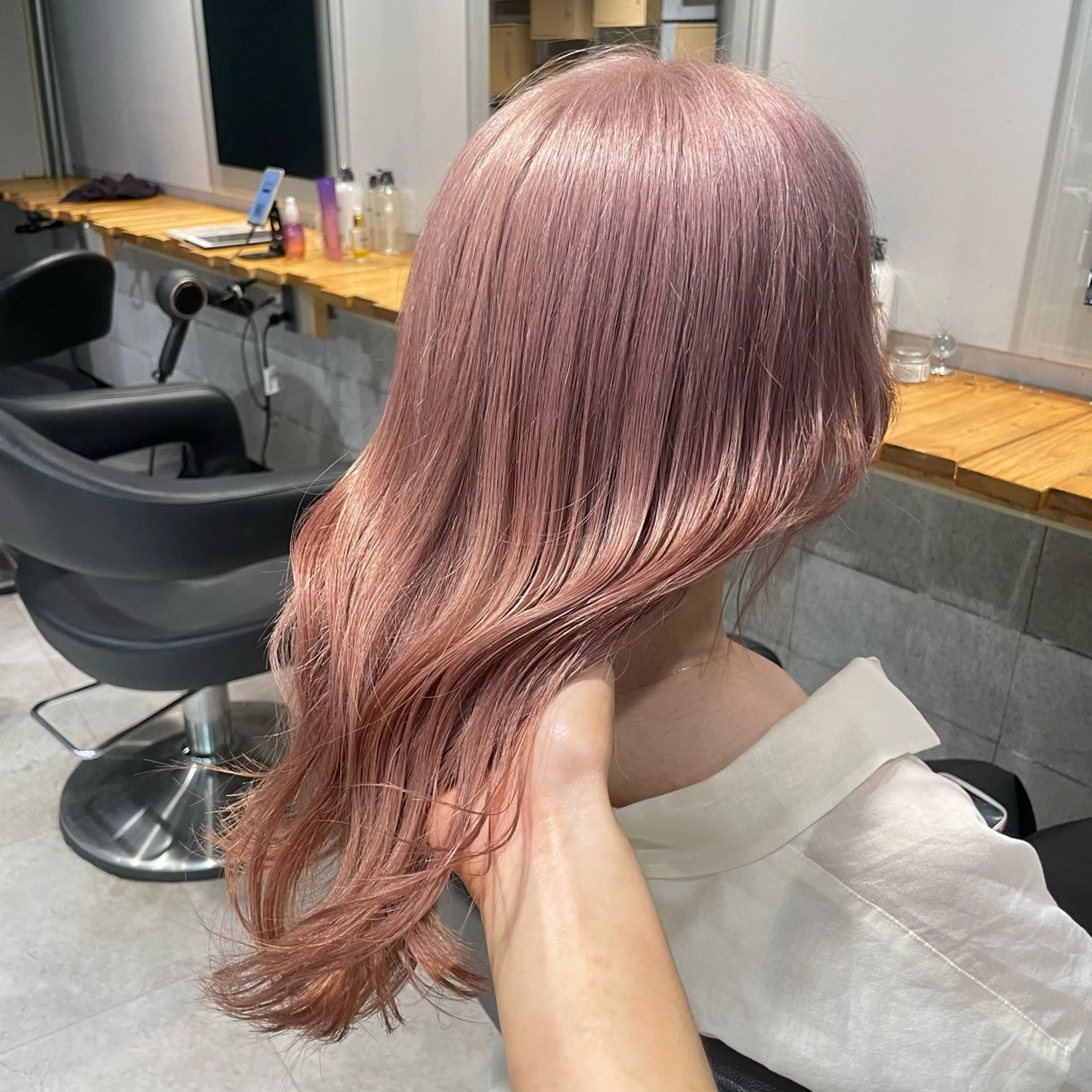 ロング カラー カット ヘアカラー トリートメント ヘッドスパ ヘアセット 🦋ハイトーンボブ ショート🦋トシキのヘアスタイル
