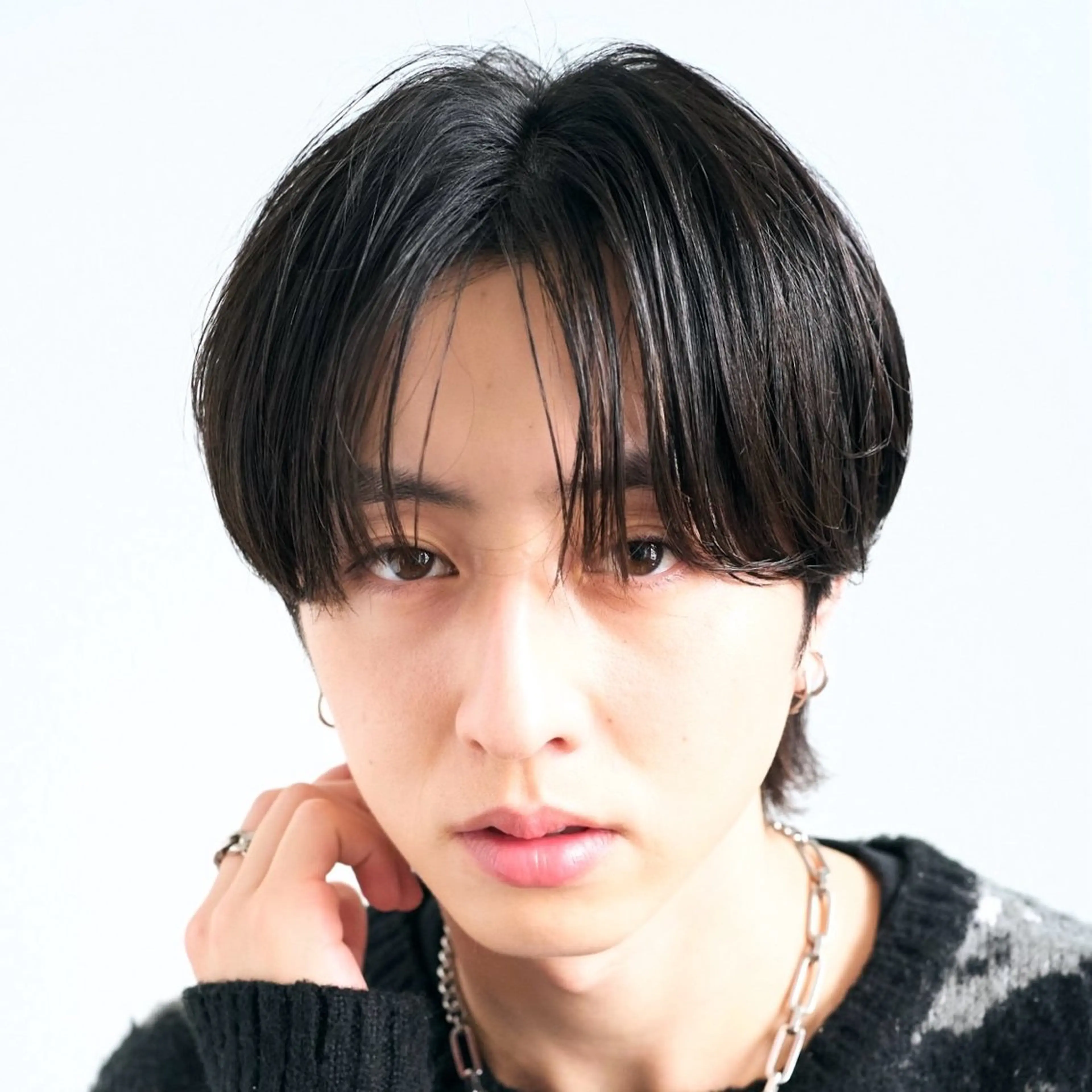 メンズ メンズブリーチ ダウンパーマ メンズハイトーン カルマパーマ メンズ韓国風 カット トリートメント ヘッドスパ 【メンズ特化✨】 縮毛矯正/千原涼麻のヘアスタイル