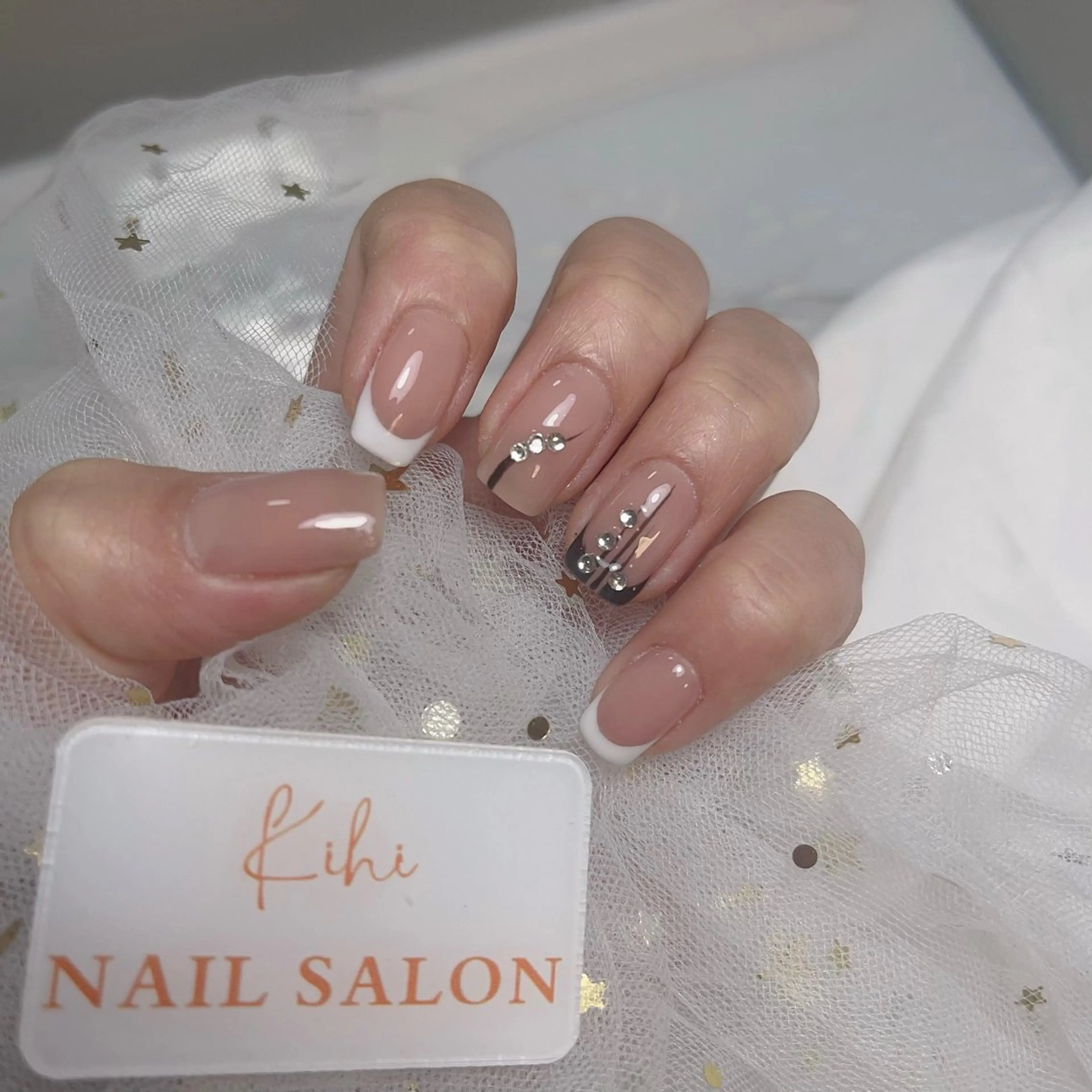 ネイル アートネイル フレンチネイル ジェルネイル グラデーション 韓国ネイル ハンドネイル 💕鈴木ユリ パラジェル/オフ無料のネイルデザイン