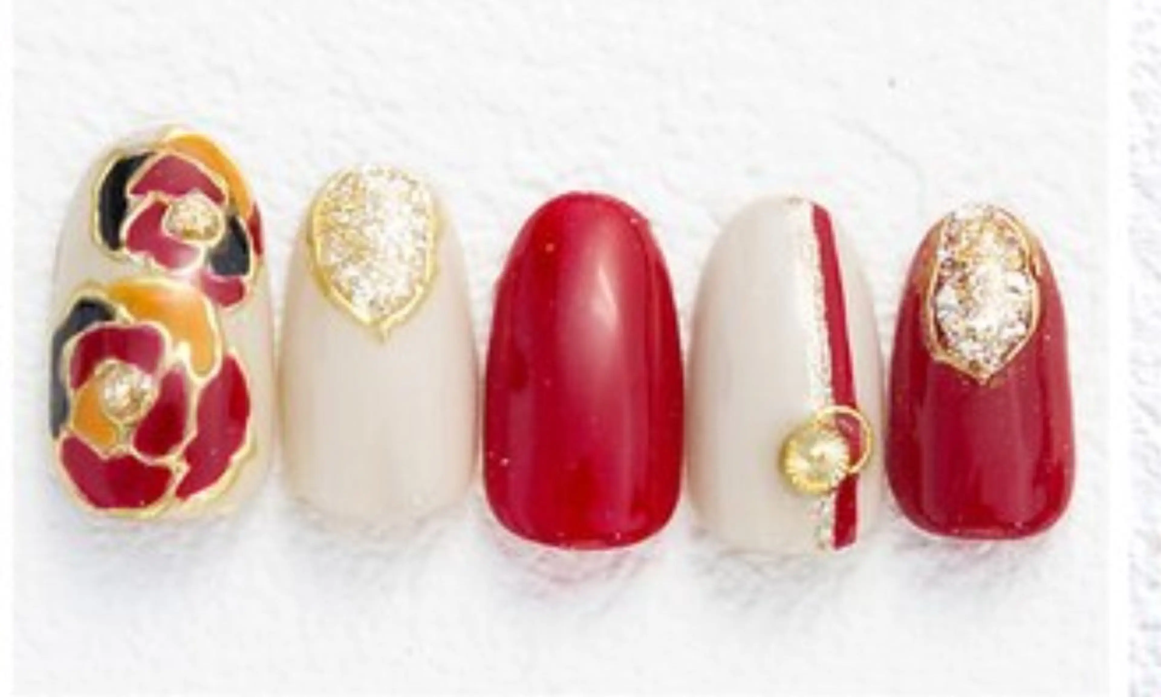 ネイル Crea la Luce 大分中央町店 【クレアラルーチェ】所属・n SUZUNAのネイルデザイン