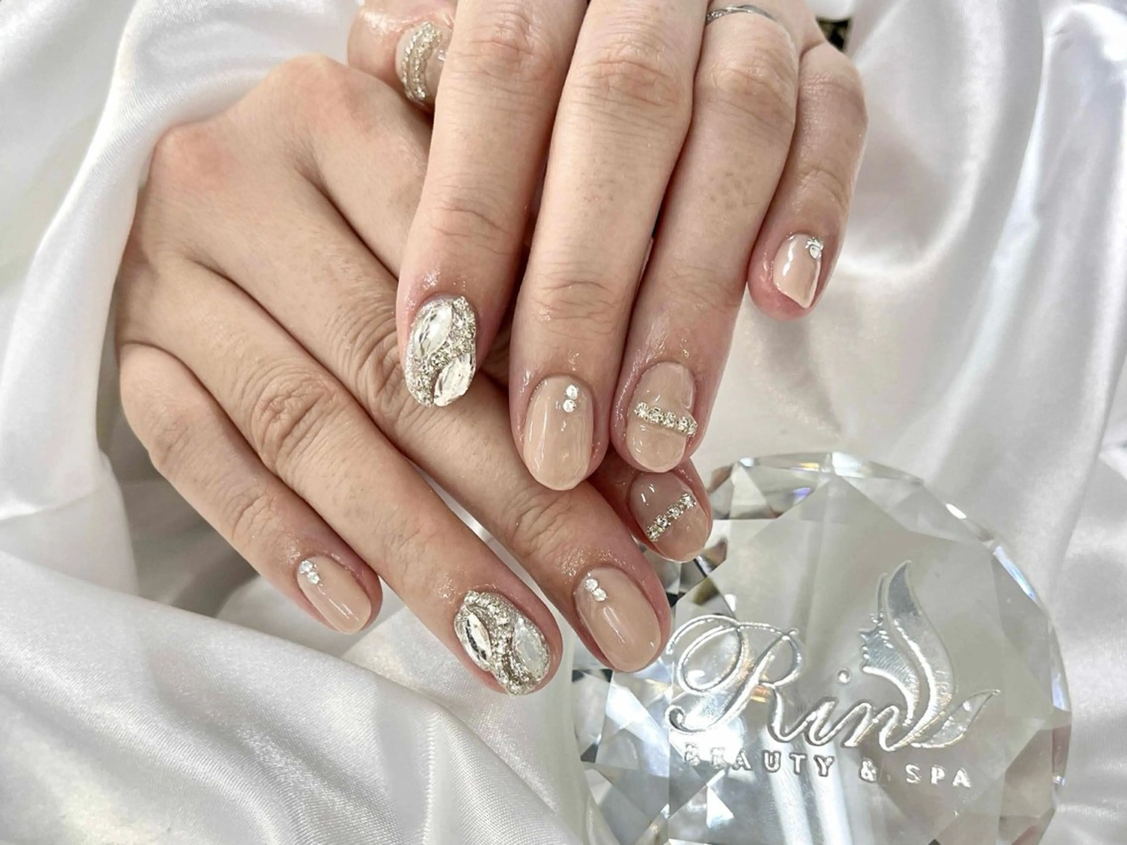 ネイル アートネイル ロングネイル ニュアンスネイル スカルプネイル ネイルチップ ハンドネイル Rin Nail 新大久保店のネイルデザイン