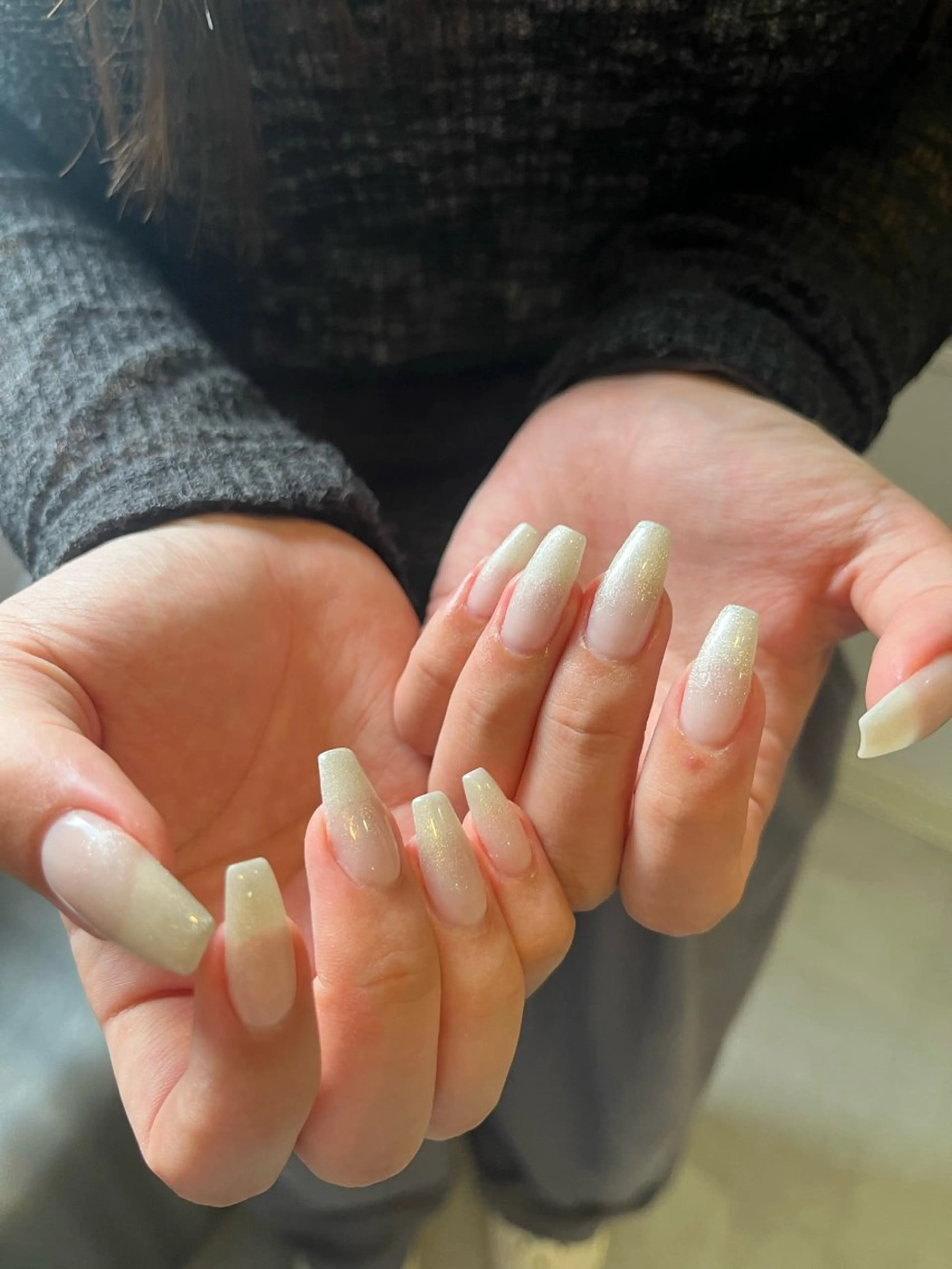 ネイル グラデーション マグネットネイル +vico 堀江店所属・中西 春那のネイルデザイン