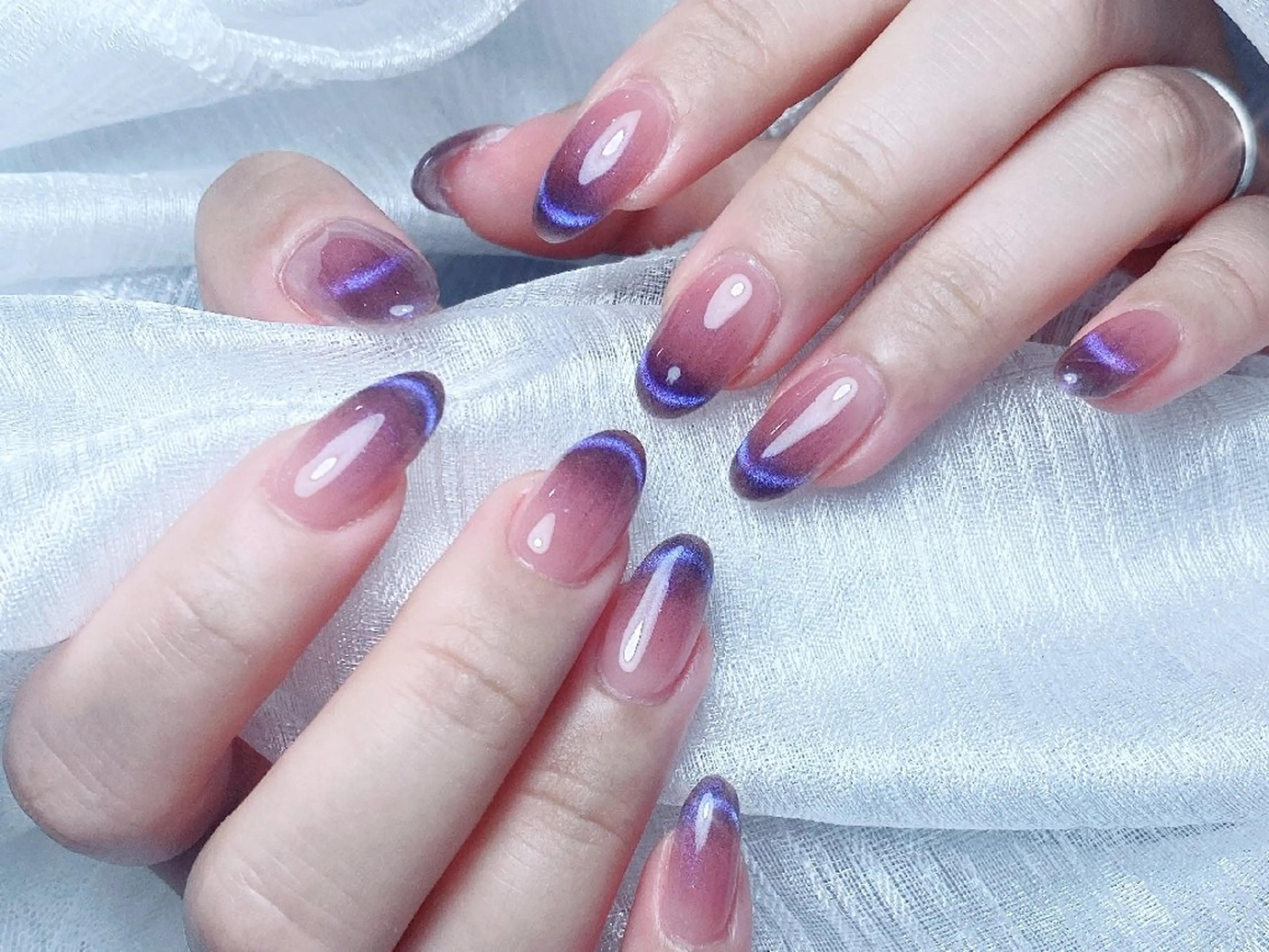 🔆ワンホンネイルマグネット🧲フレンチ7980【初回ジェルオフ無料厚み出し込み】の写真