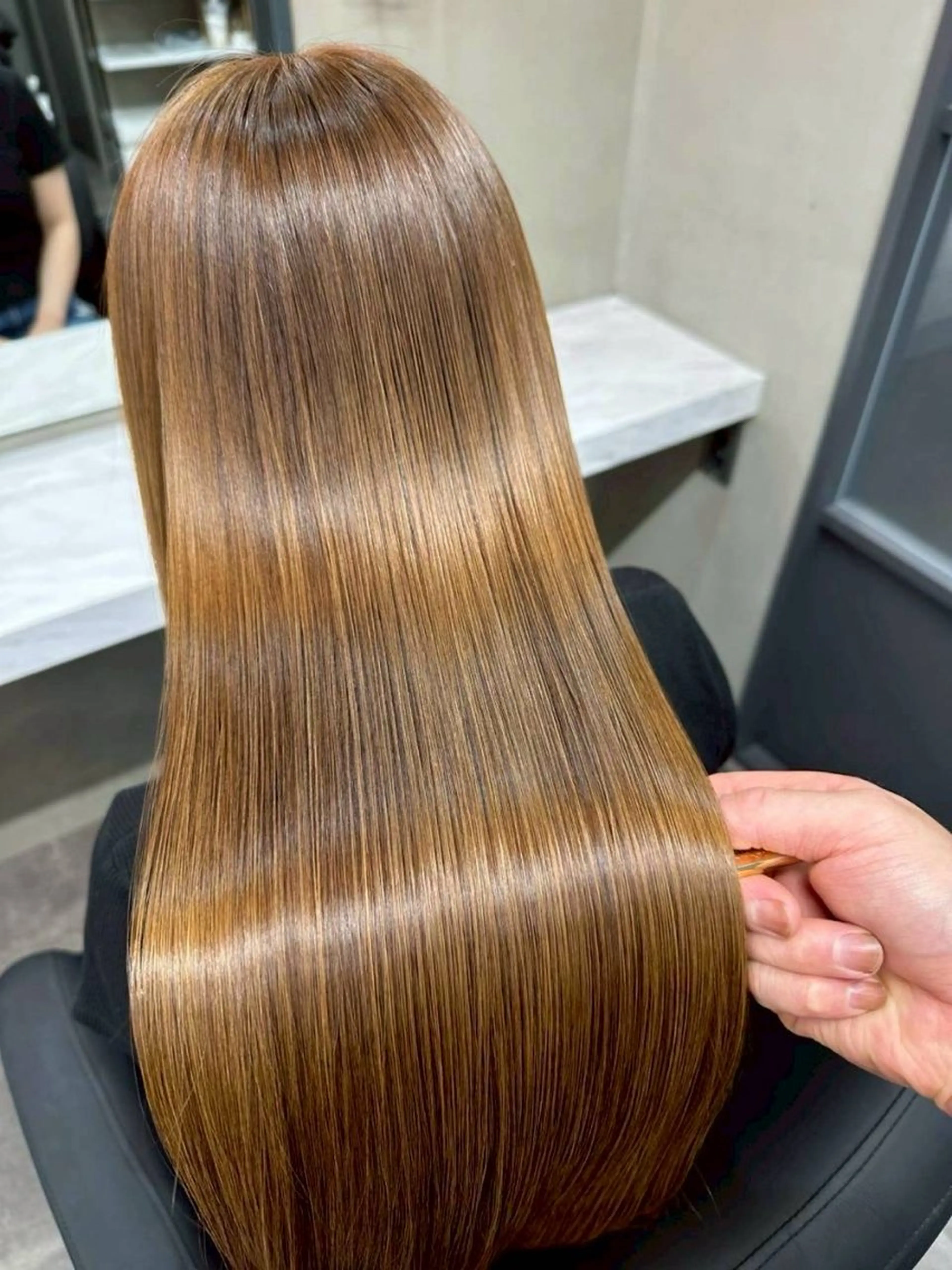 セミロング カット トリートメント 西村 光稀のヘアスタイル