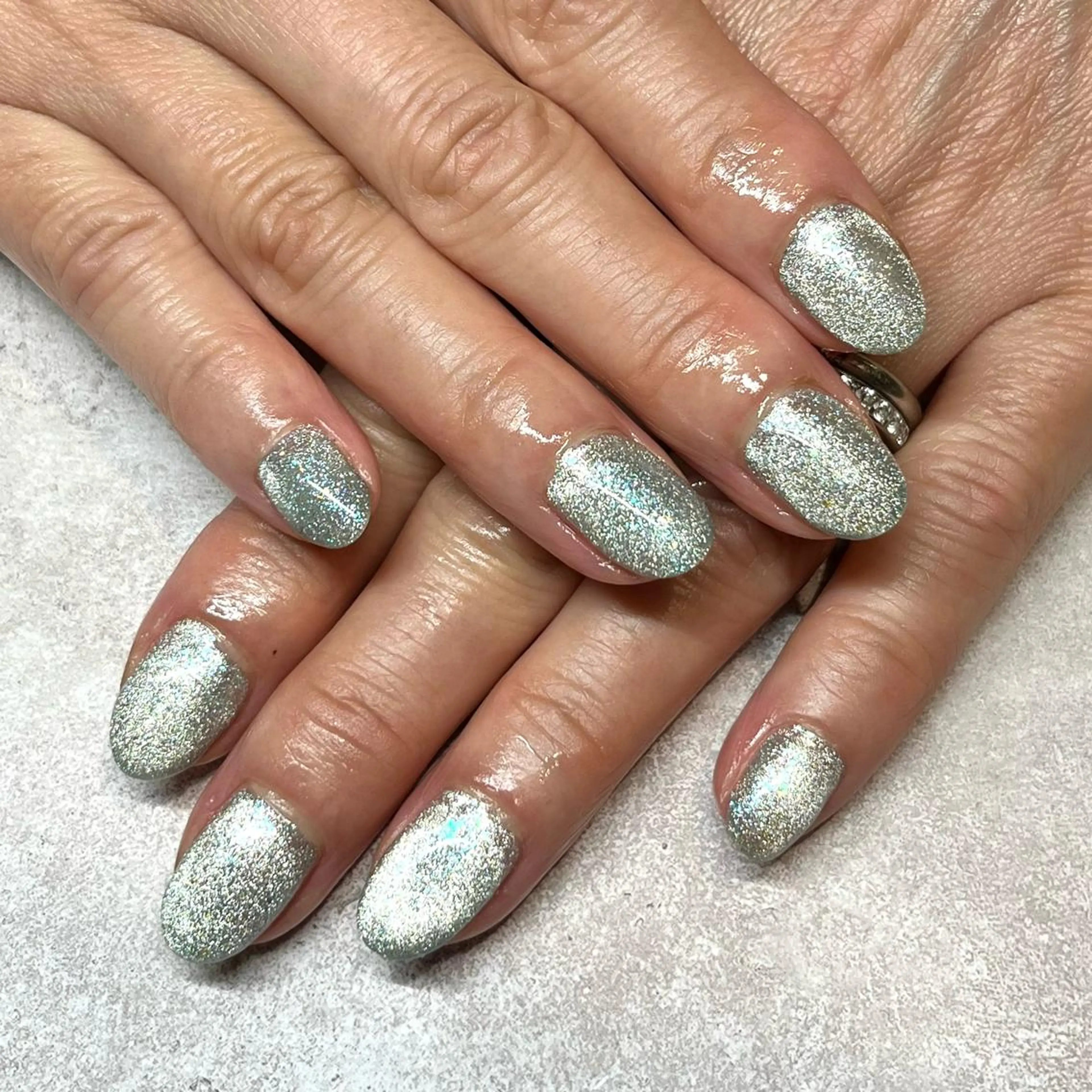 ネイル マグネットネイル 長澤 茉凜のネイルデザイン