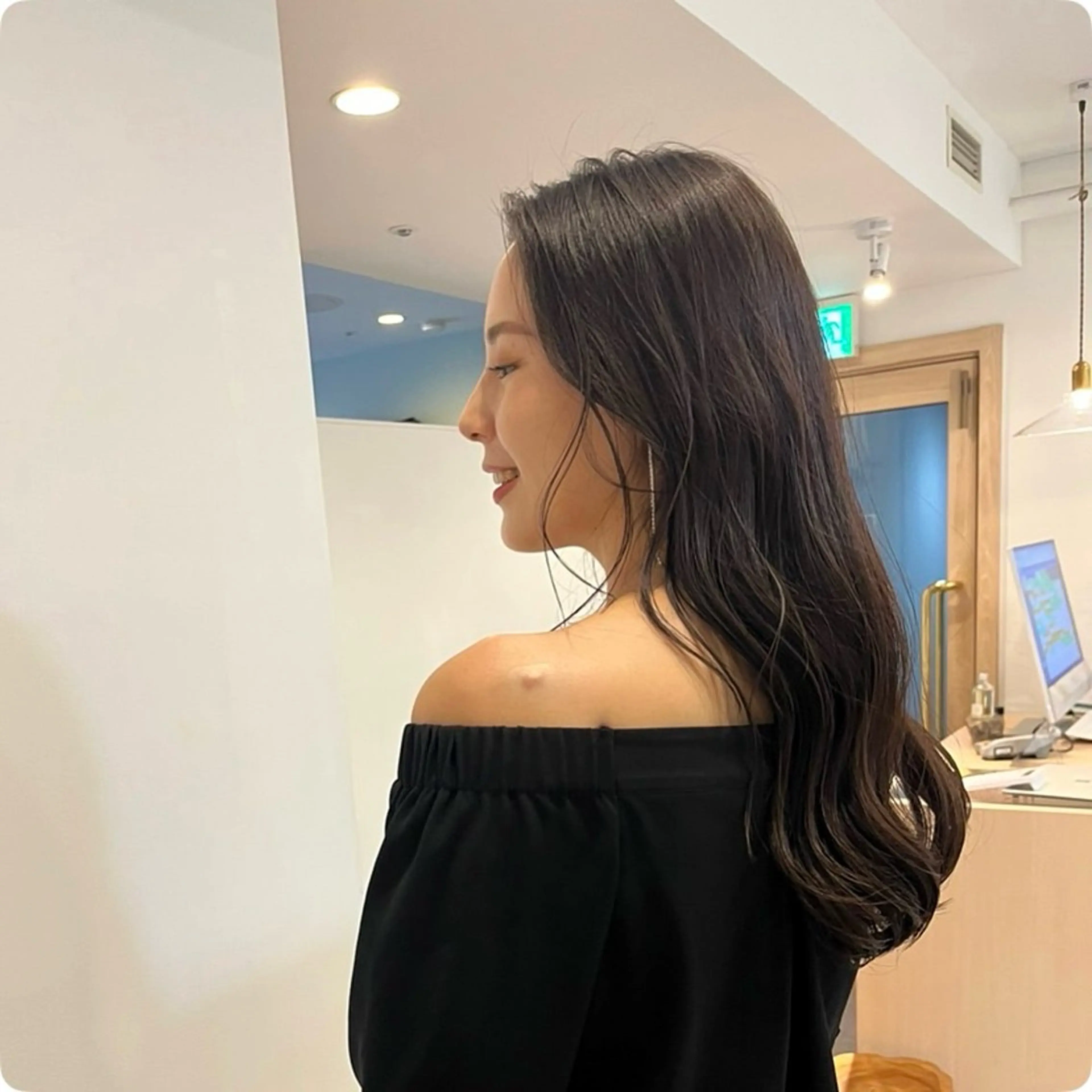 ロング カラー カット ヘアカラー トリートメント H梅田 / 811 堀本菜奈のヘアスタイル