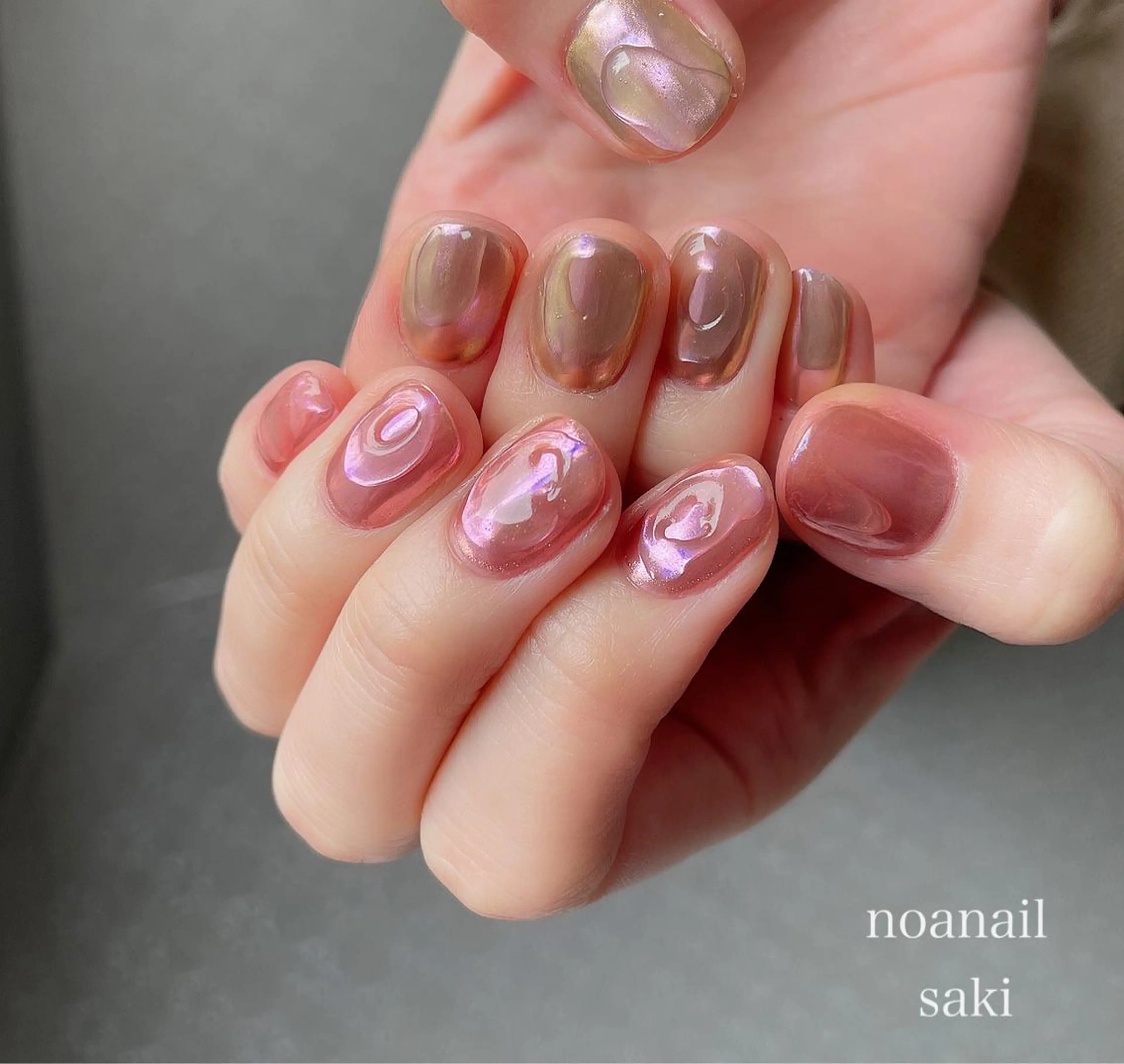 ネイル アートネイル オーロラネイル ジェルネイル 氷ネイル・うるうるネイル ミラーネイル nailsalon noa所属・nailist sakiのネイルデザイン