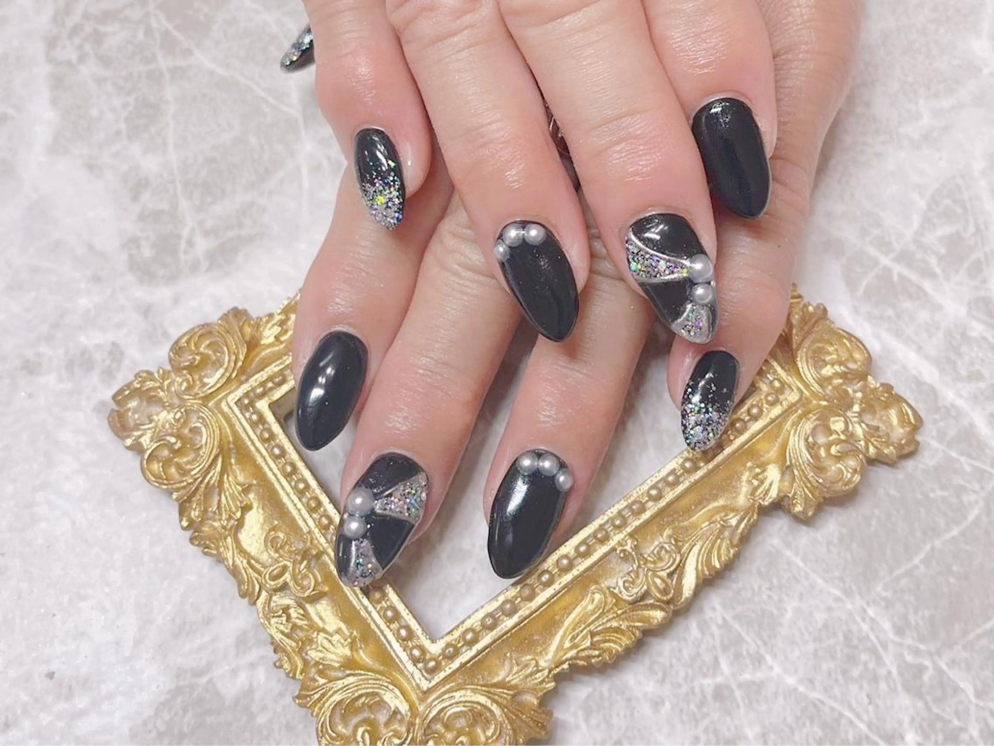 ネイル ハンドネイル マジックミラー所属・マジック ミラーのネイルデザイン