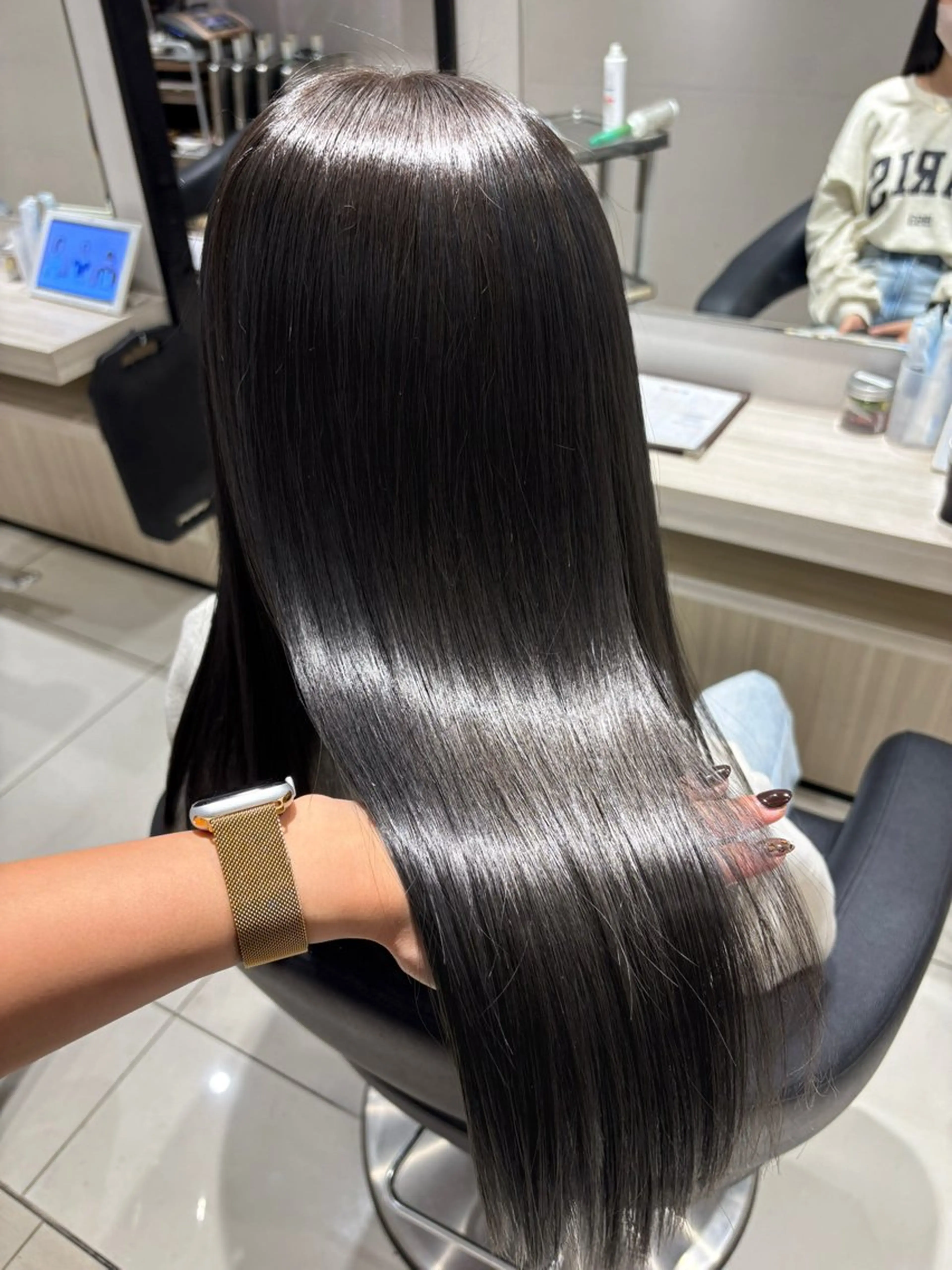 ロング カラー 🫧うる艶ハイトーン 🫧💘サヤ💘のヘアスタイル