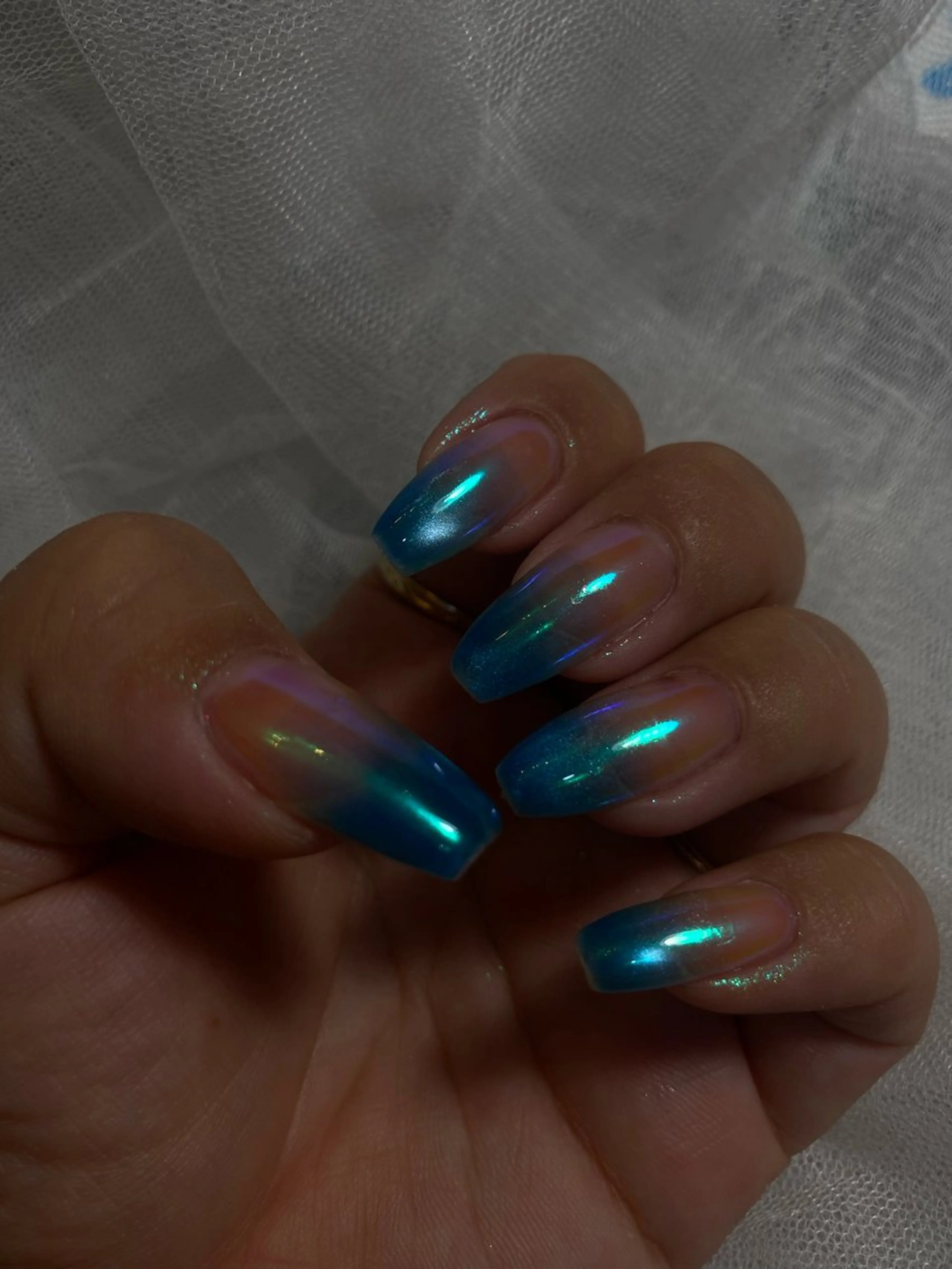 ネイル オーロラネイル グラデーション ハンドネイル Ｌｉｔ所属・Ｌｉｔ .のネイルデザイン