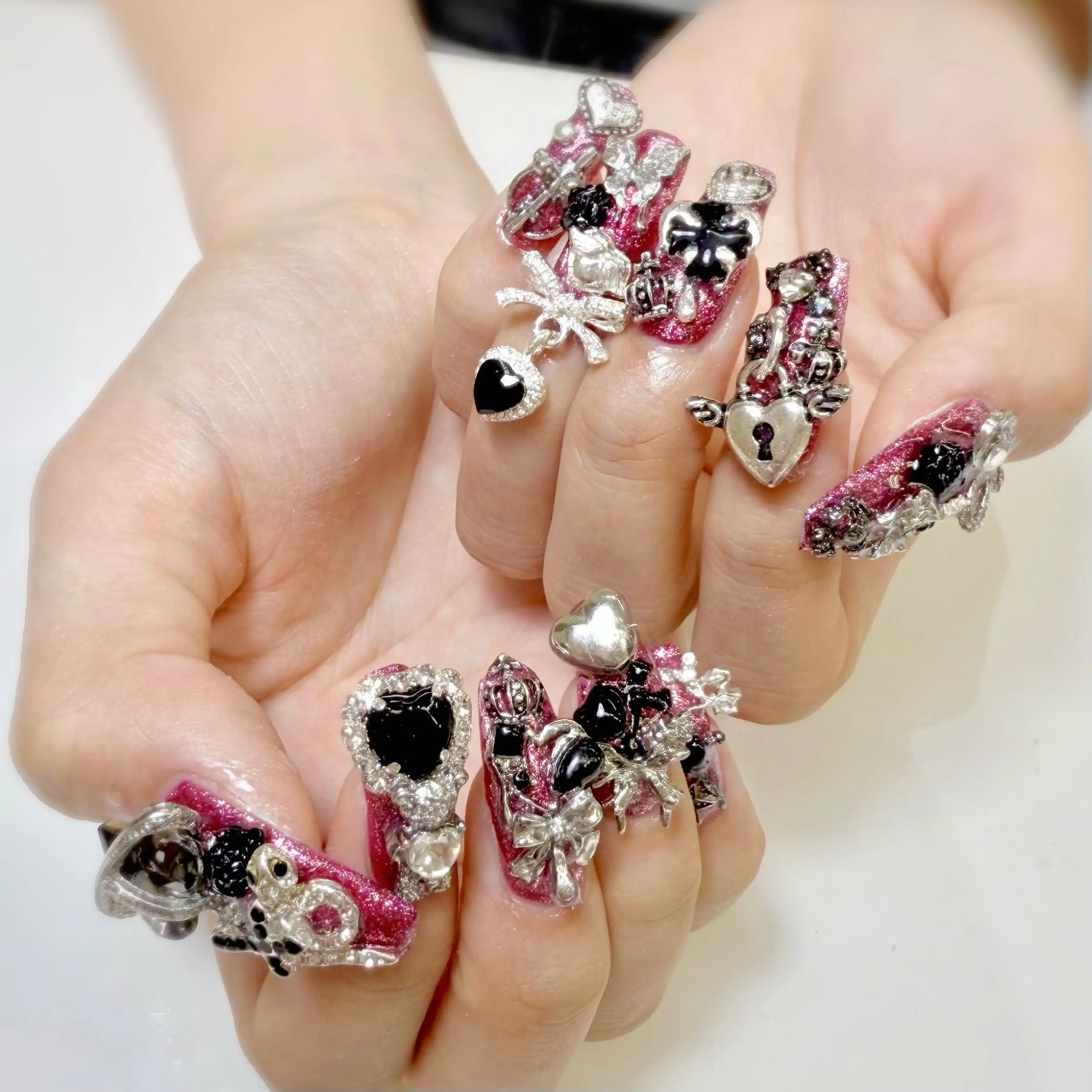 ネイル チークネイル クリアネイル ガーリー キラキラネイル 韓国ネイル NailPrincess所属・princess スカルプ専門店のネイルデザイン