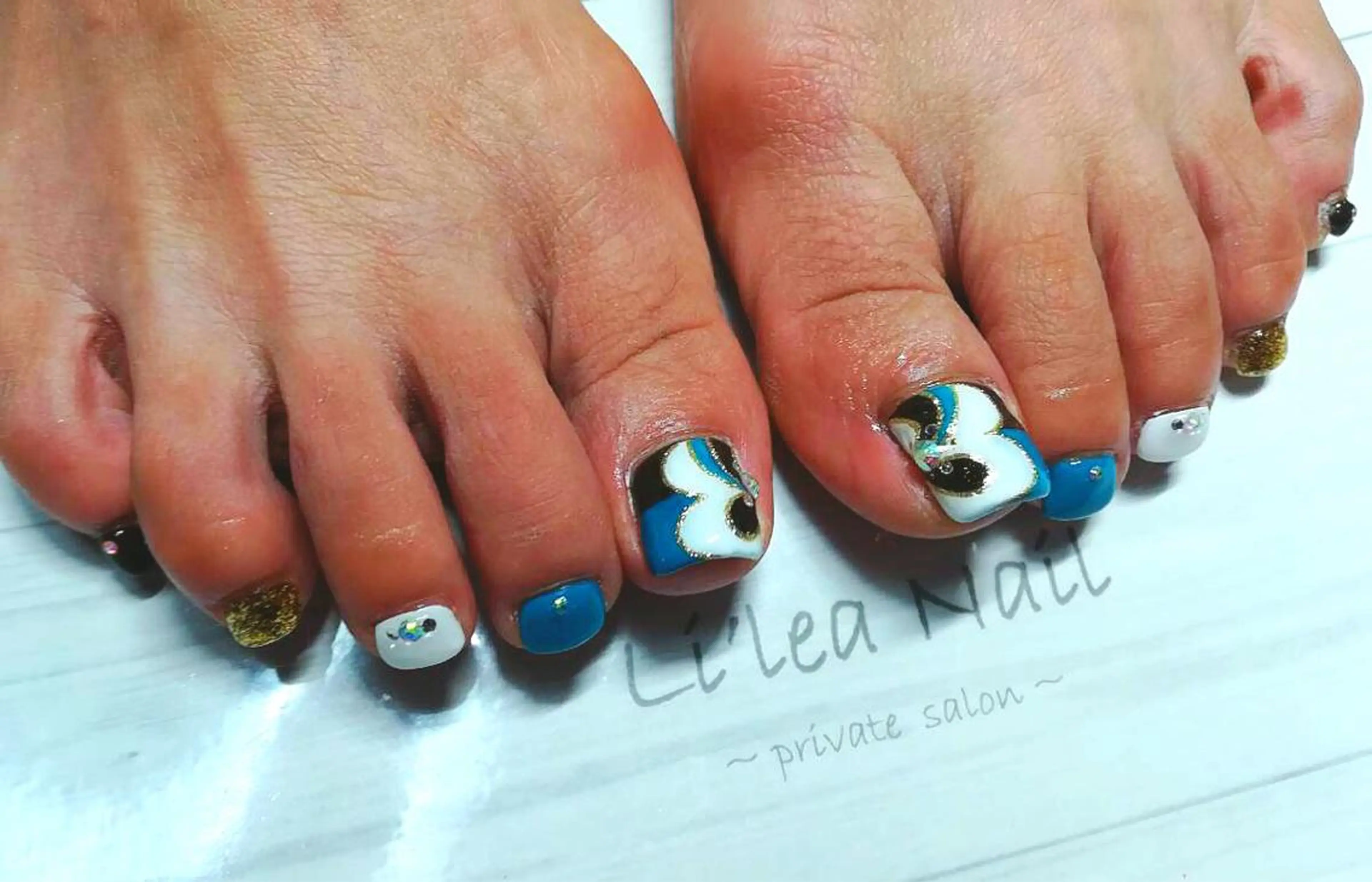 ネイル フットネイル Li'leaNail AINAのネイルデザイン