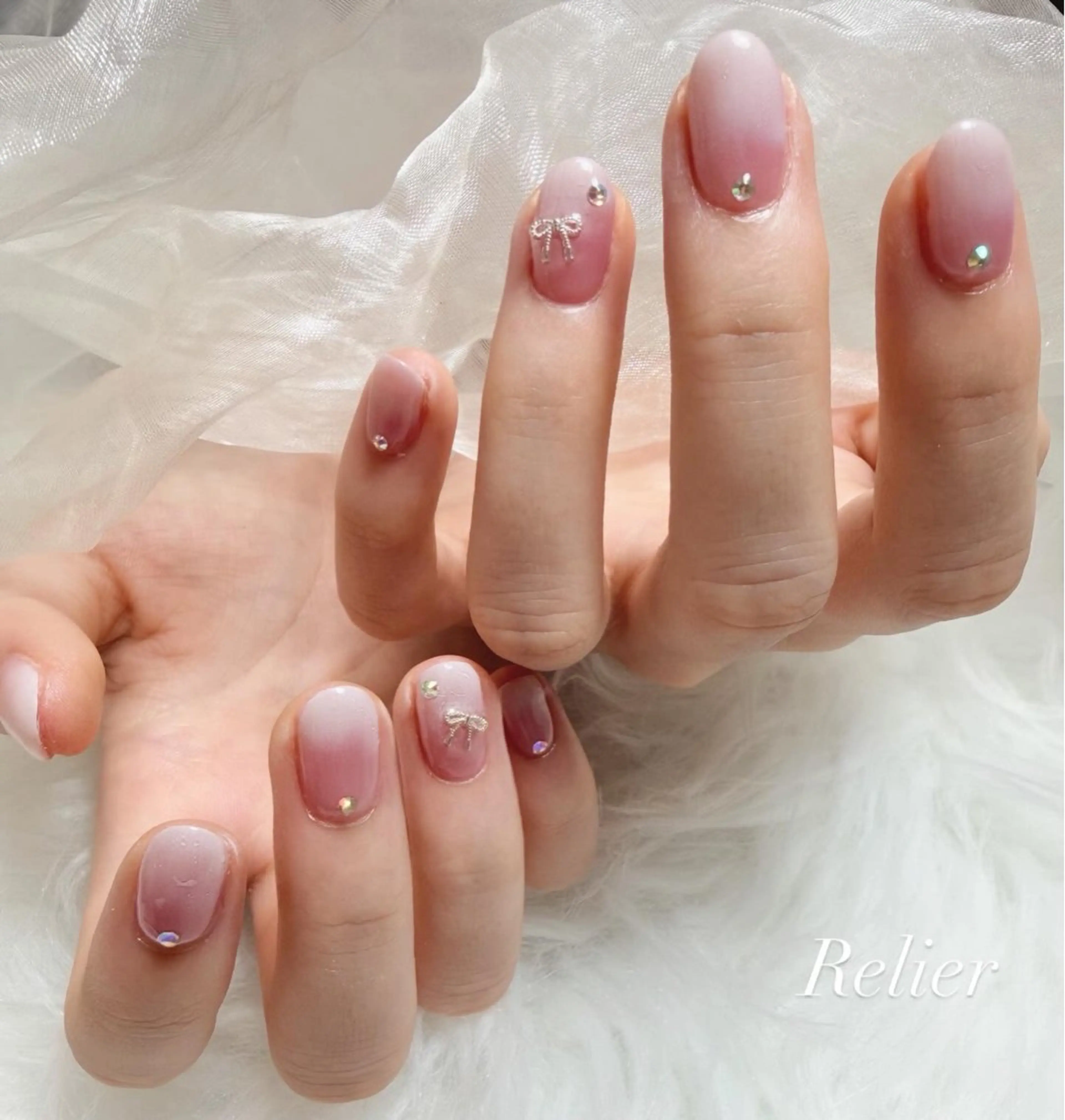 ネイル ハンドネイル フットネイル Relier Airiのネイルデザイン