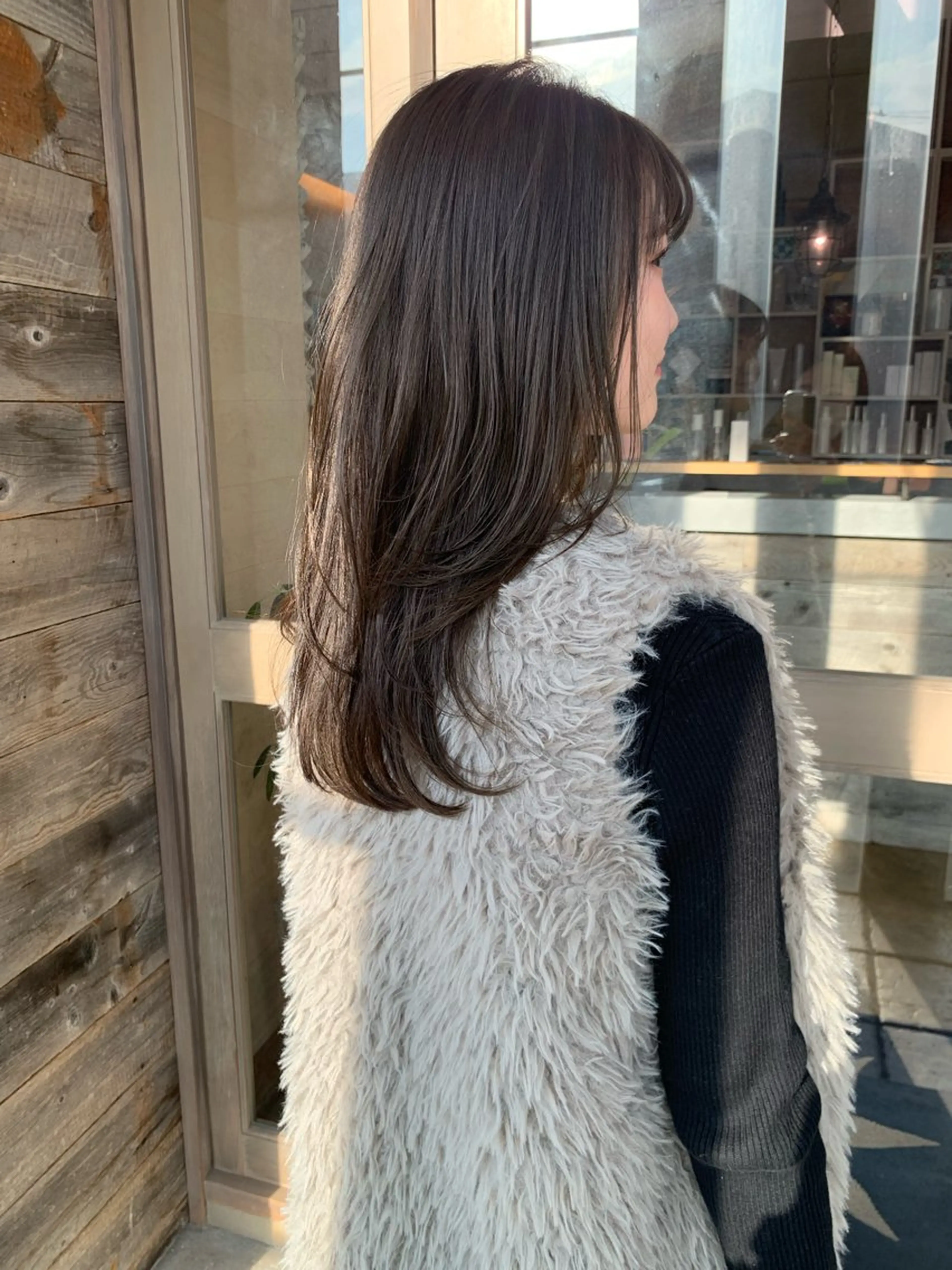 ロング レイヤーカット longtemps所属・カワサキ マホのヘアスタイル