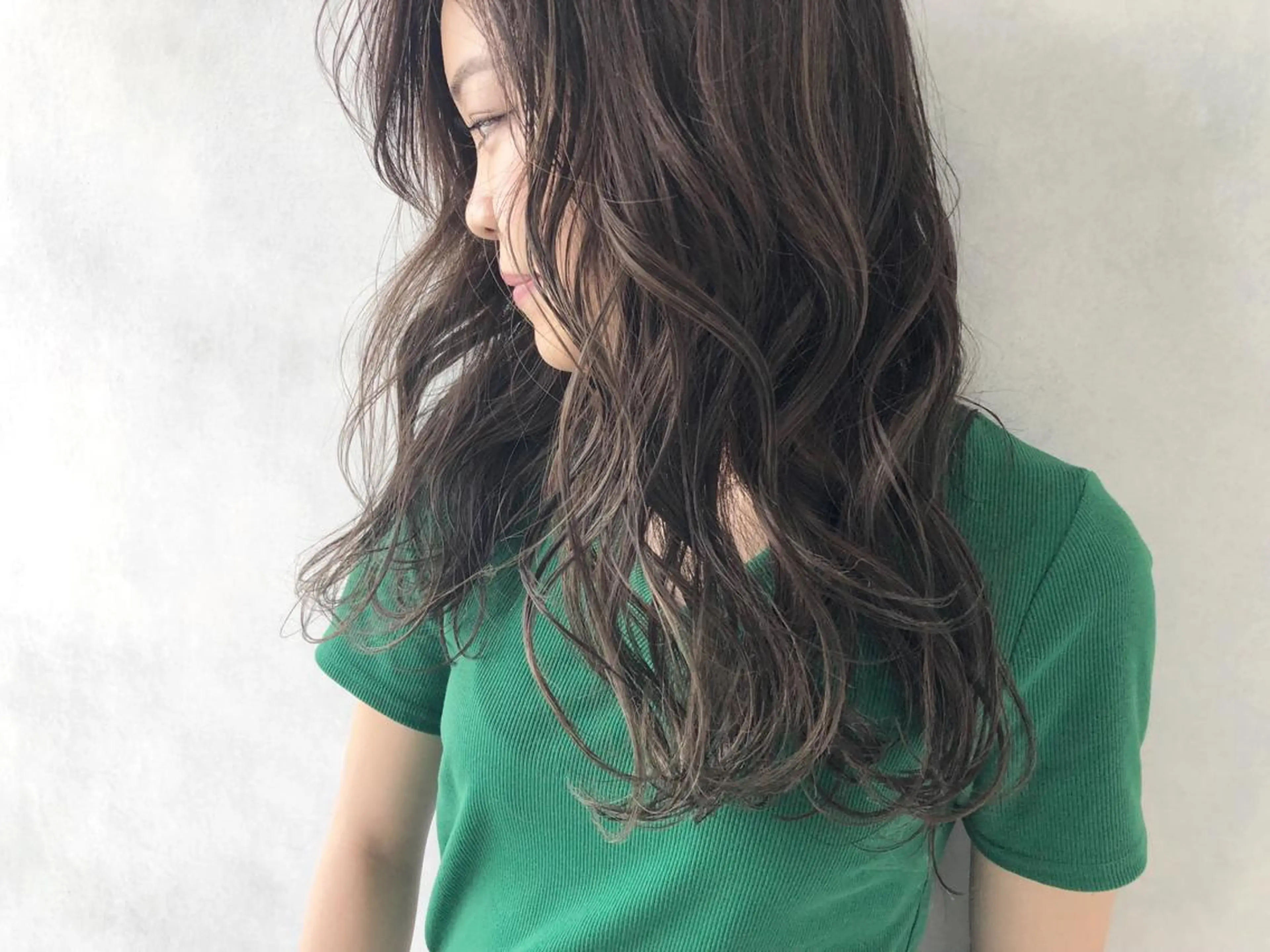 ロング 外国人風カラー ハイライト 小澤大輔 YOLO hairのヘアスタイル