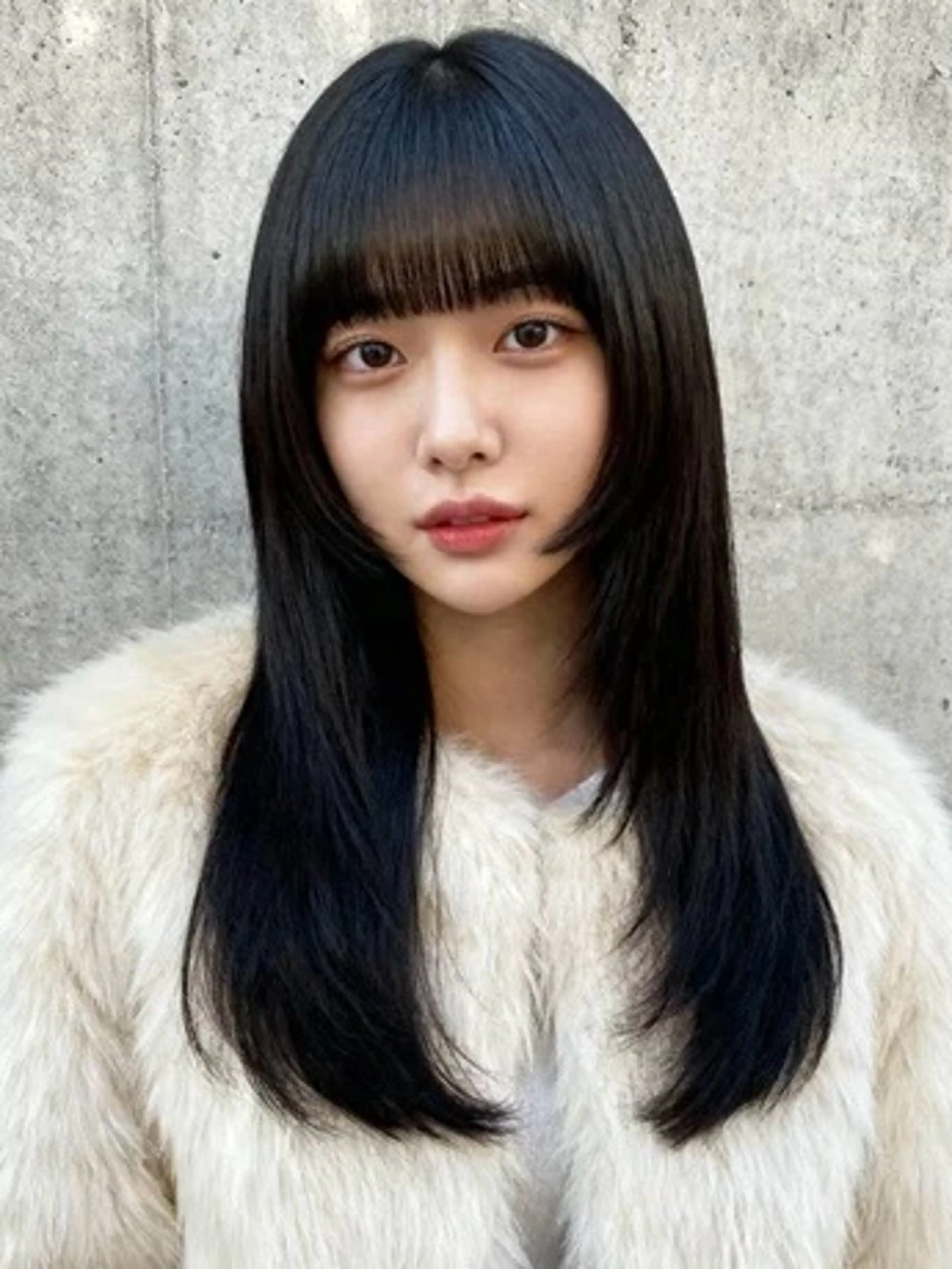 ロング カラー ロングレイヤー アディクシーカラー 透明感カラー くびれヘア 顔まわりレイヤー カット ヘアカラー 韓国レイヤーカット 🫧大阪梅田レイヤーのヘアスタイル