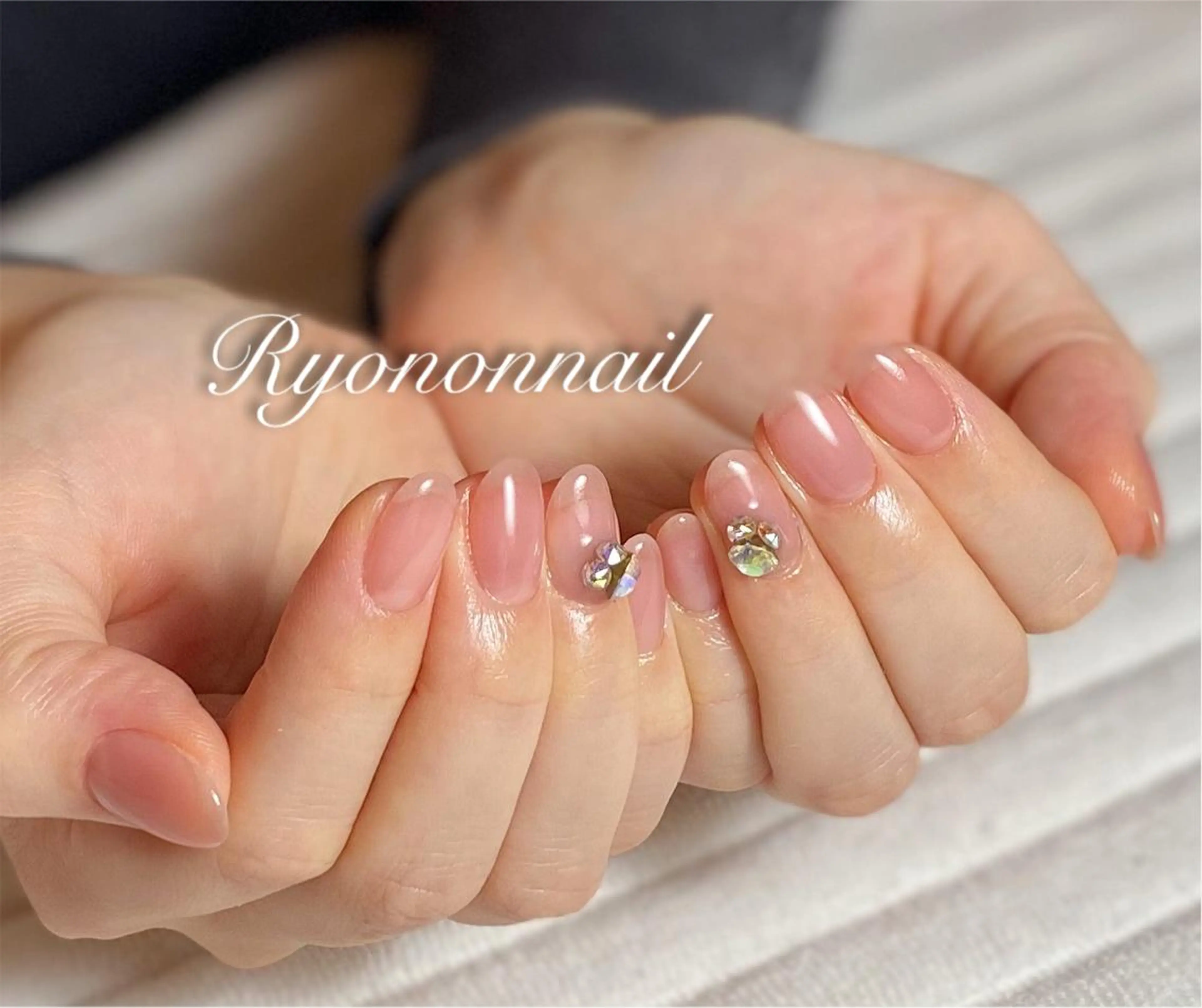 ネイル ストーンネイル Ryononnail(リョノンネイル)所属・Ryononnail 上谷典子のネイルデザイン
