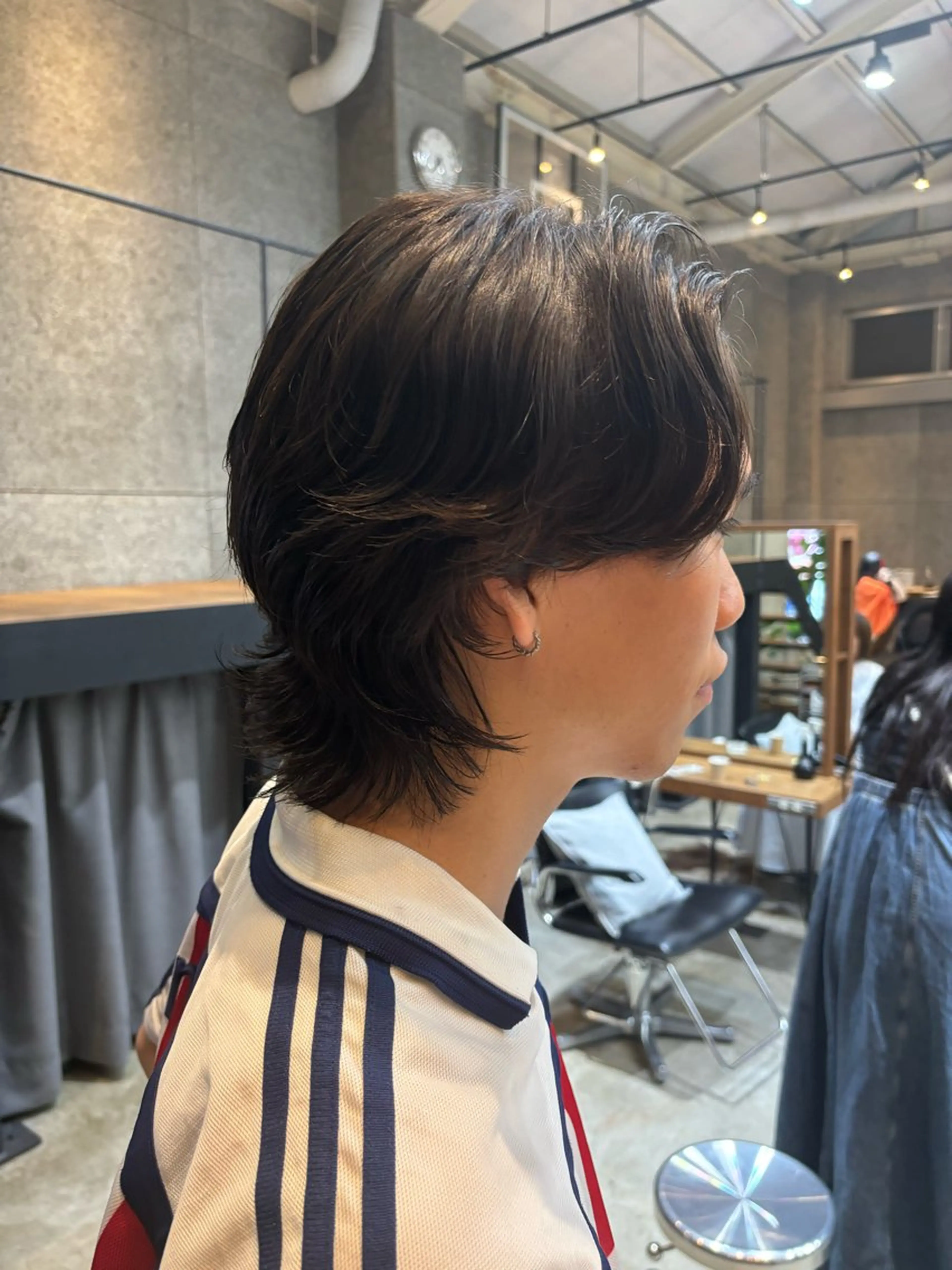 ミディアム カラー パーマ ヘアアレンジ メンズ ミディアムパーマ メンズパーマ メンズウルフカット ウルフカット カット パーマ トリートメント ヘッドスパ ヘアセット 押切 響　のヘアスタイル