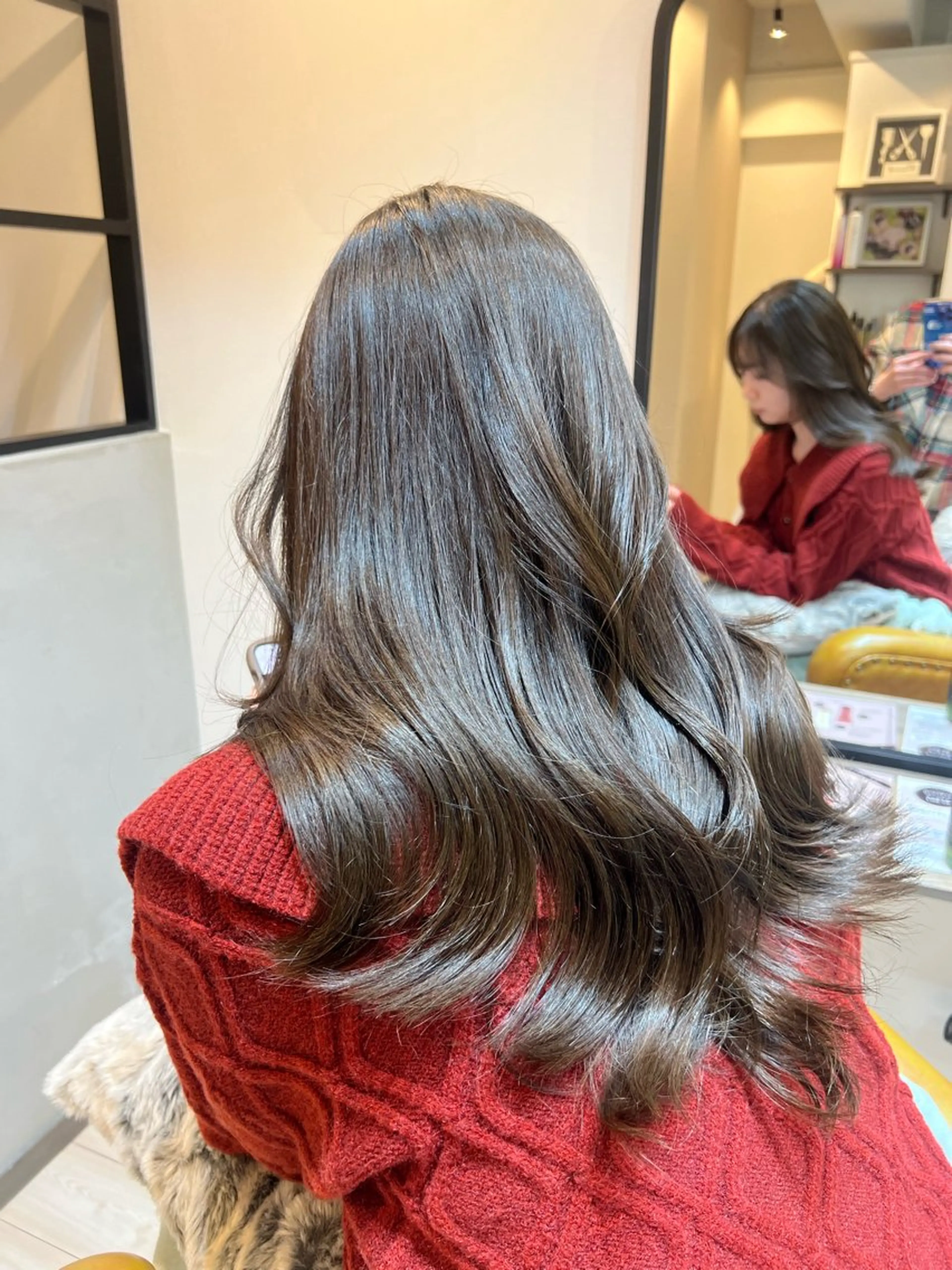 ロング 小山 ヨシタカのヘアスタイル