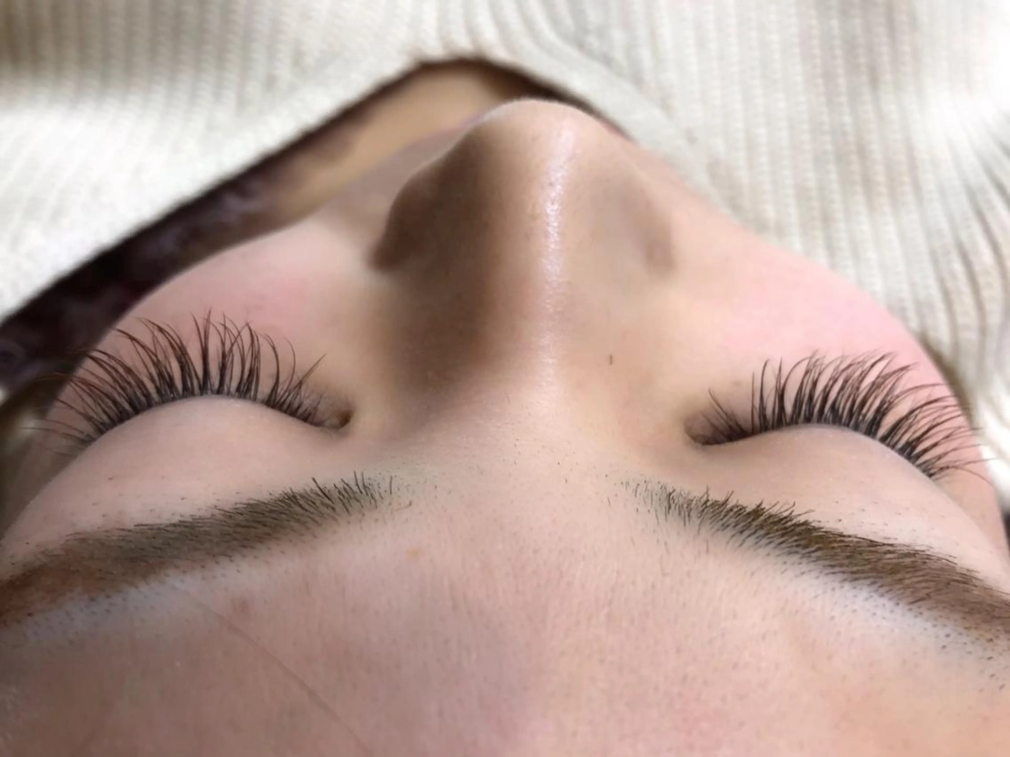 マツエク・マツパ 保子 祐里香のヘアスタイル