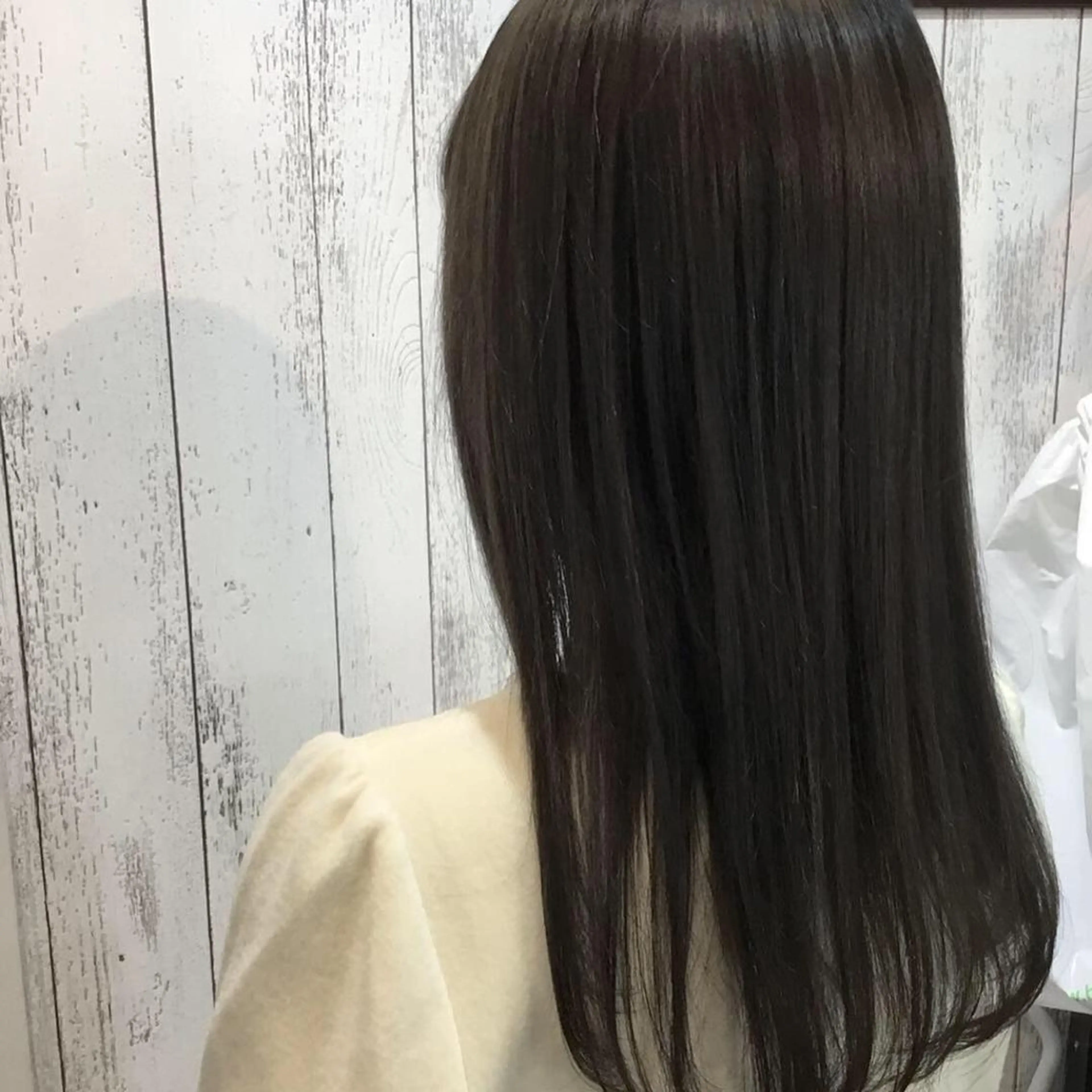 セミロング カラー パーマ embrace エンブレイスのヘアスタイル