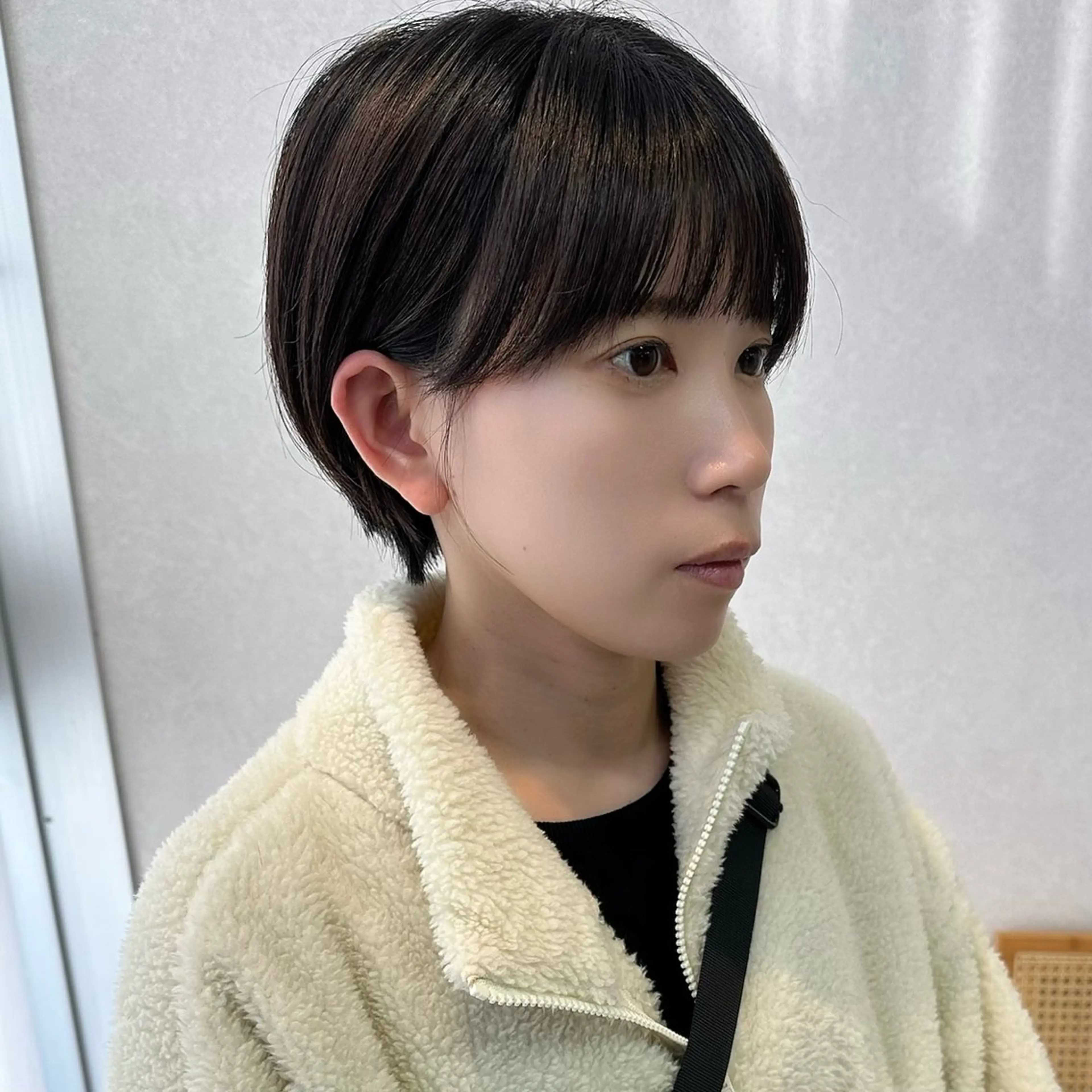 ショート カラー ブリーチ ダブルカラー ハイライトカラー インナーカラー ハイライト カット ヘアカラー トリートメント 京都大人女性ショート 徒歩1分/秋山のヘアスタイル