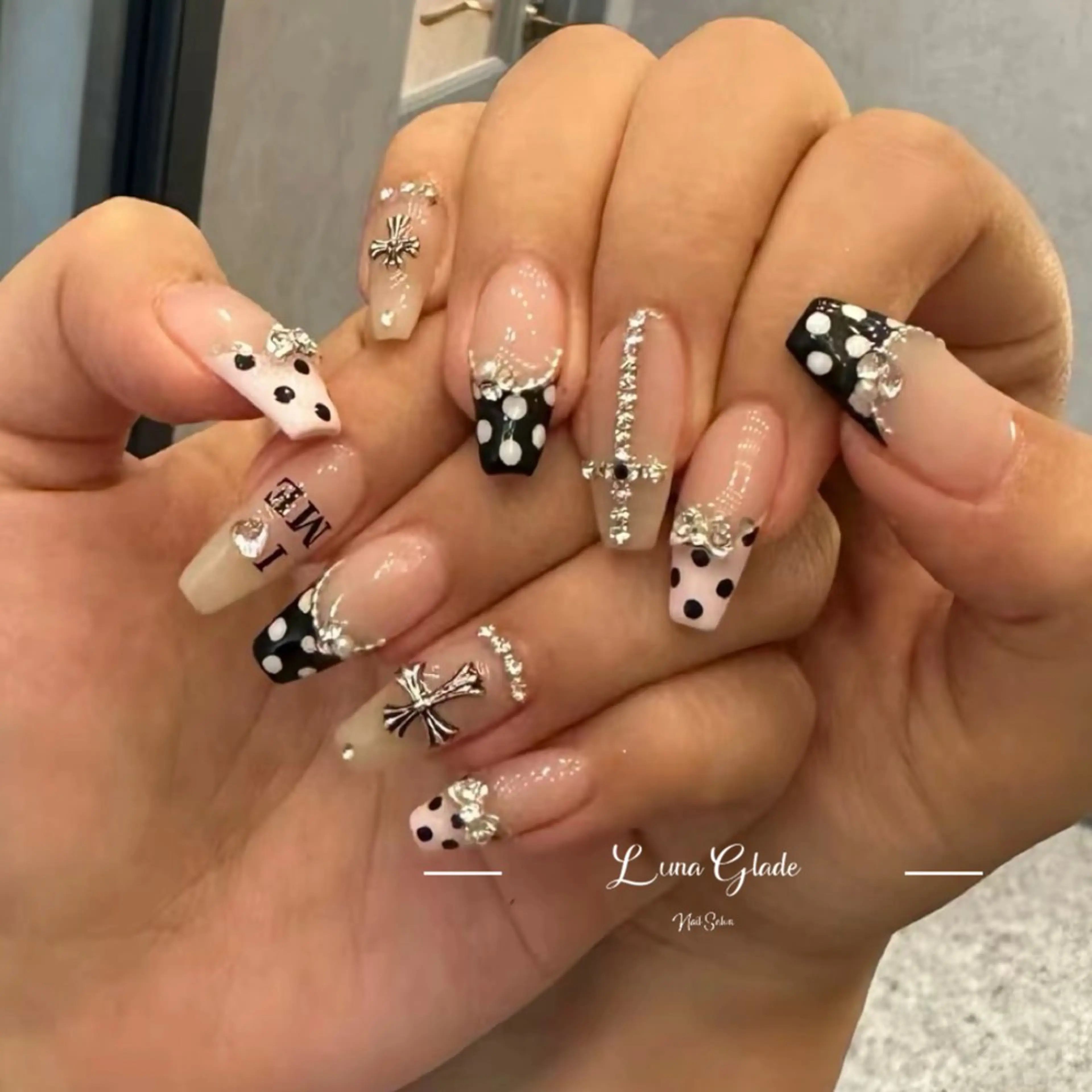 ネイル ハンドネイル Luna Glade Nail Salon所属・Luna Gladeのネイルデザイン