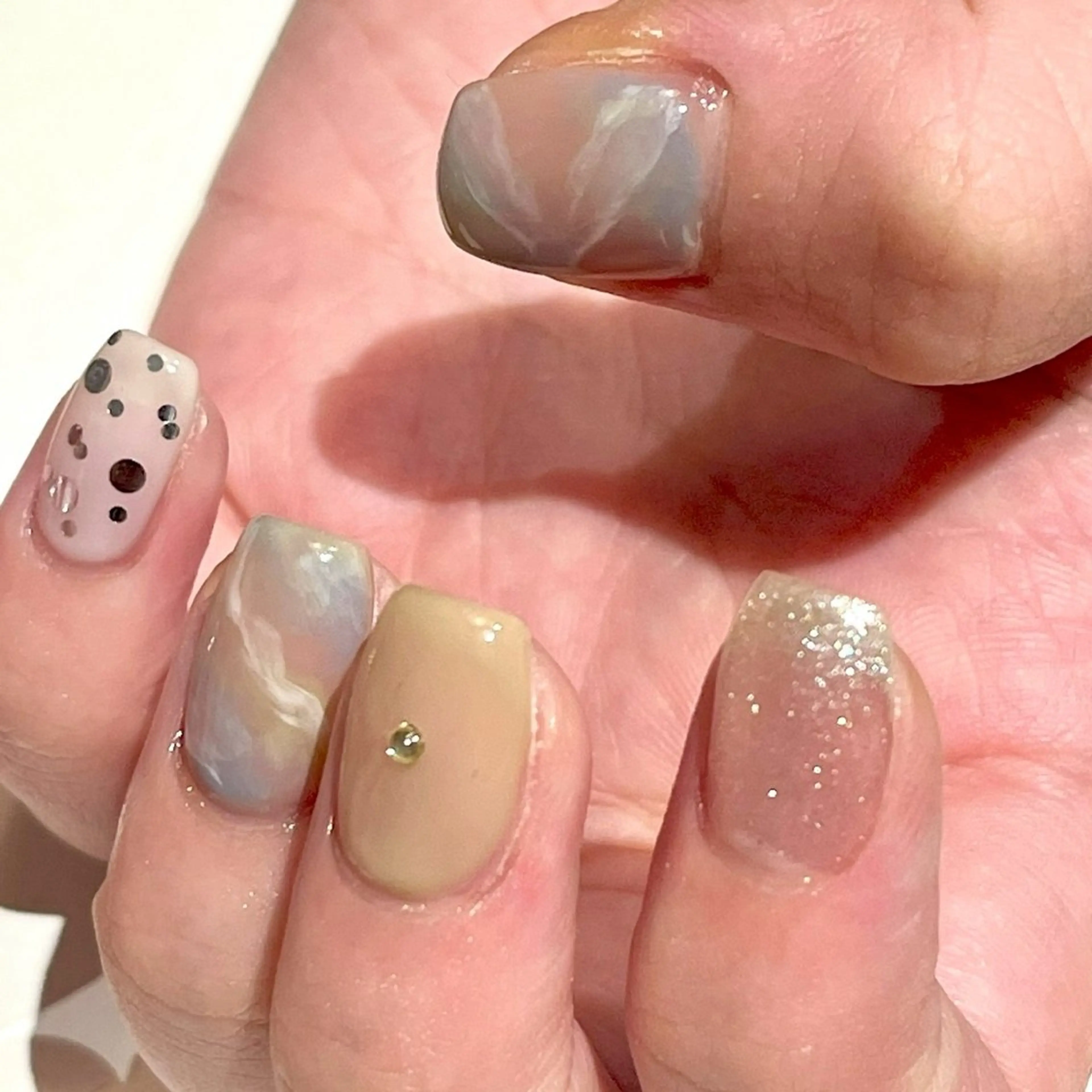 ネイル 石川 萌香のネイルデザイン