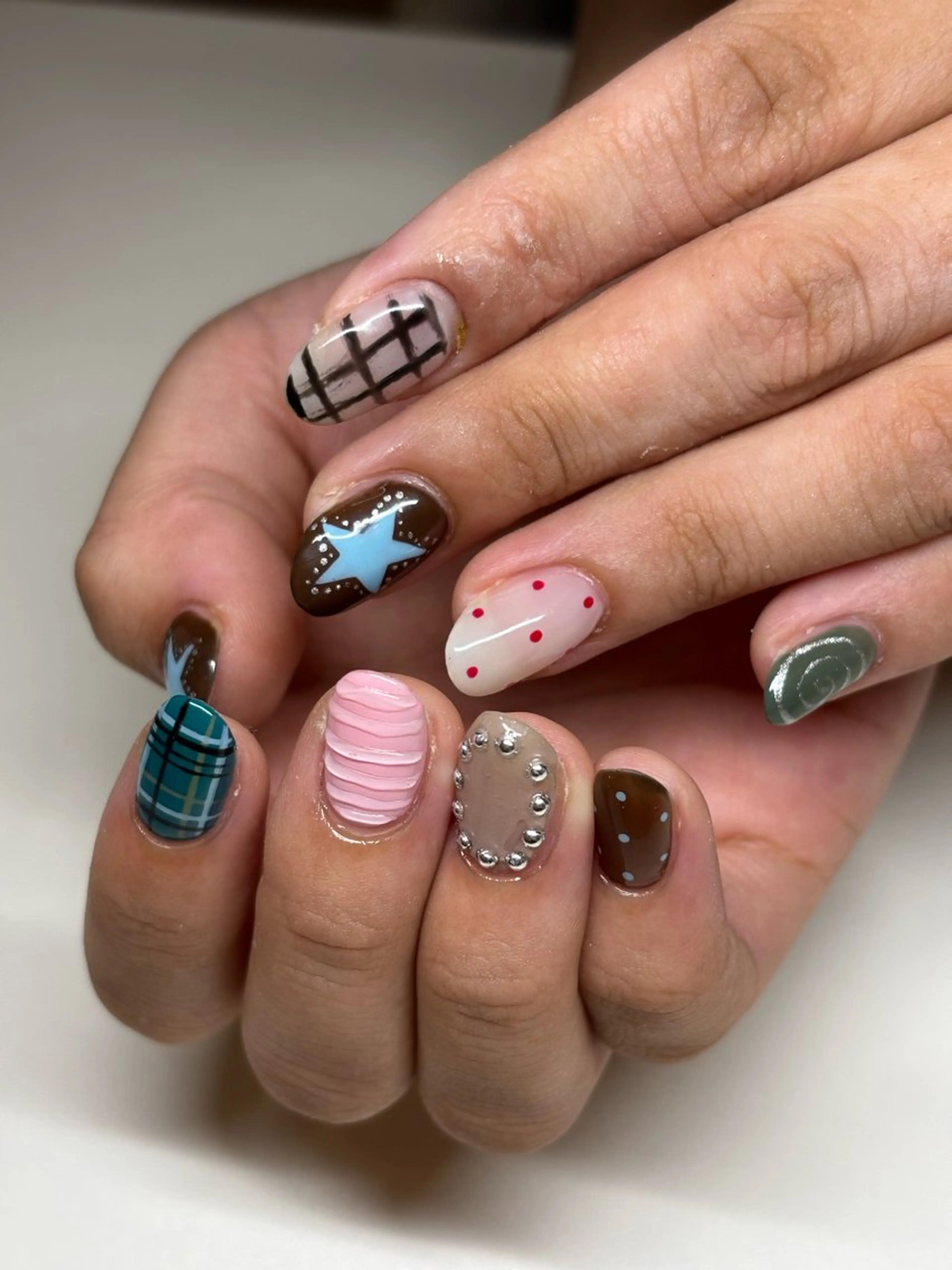 ネイル un.  private nail salon所属・un.private nail salonのネイルデザイン